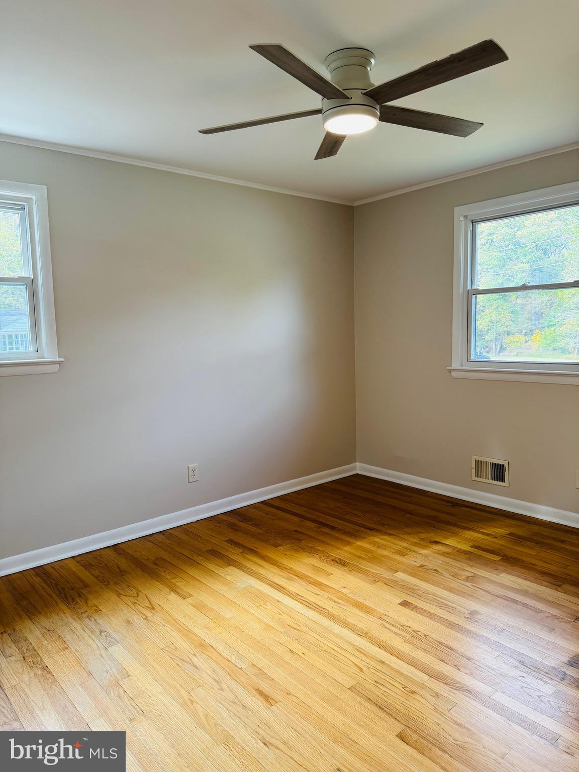 CLINTON ACRES - Residential