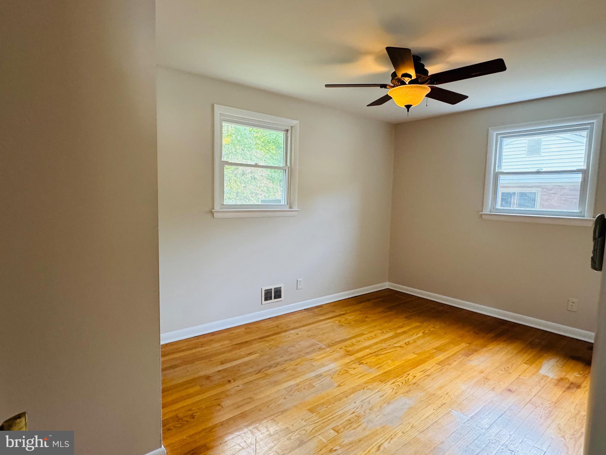 CLINTON ACRES - Residential