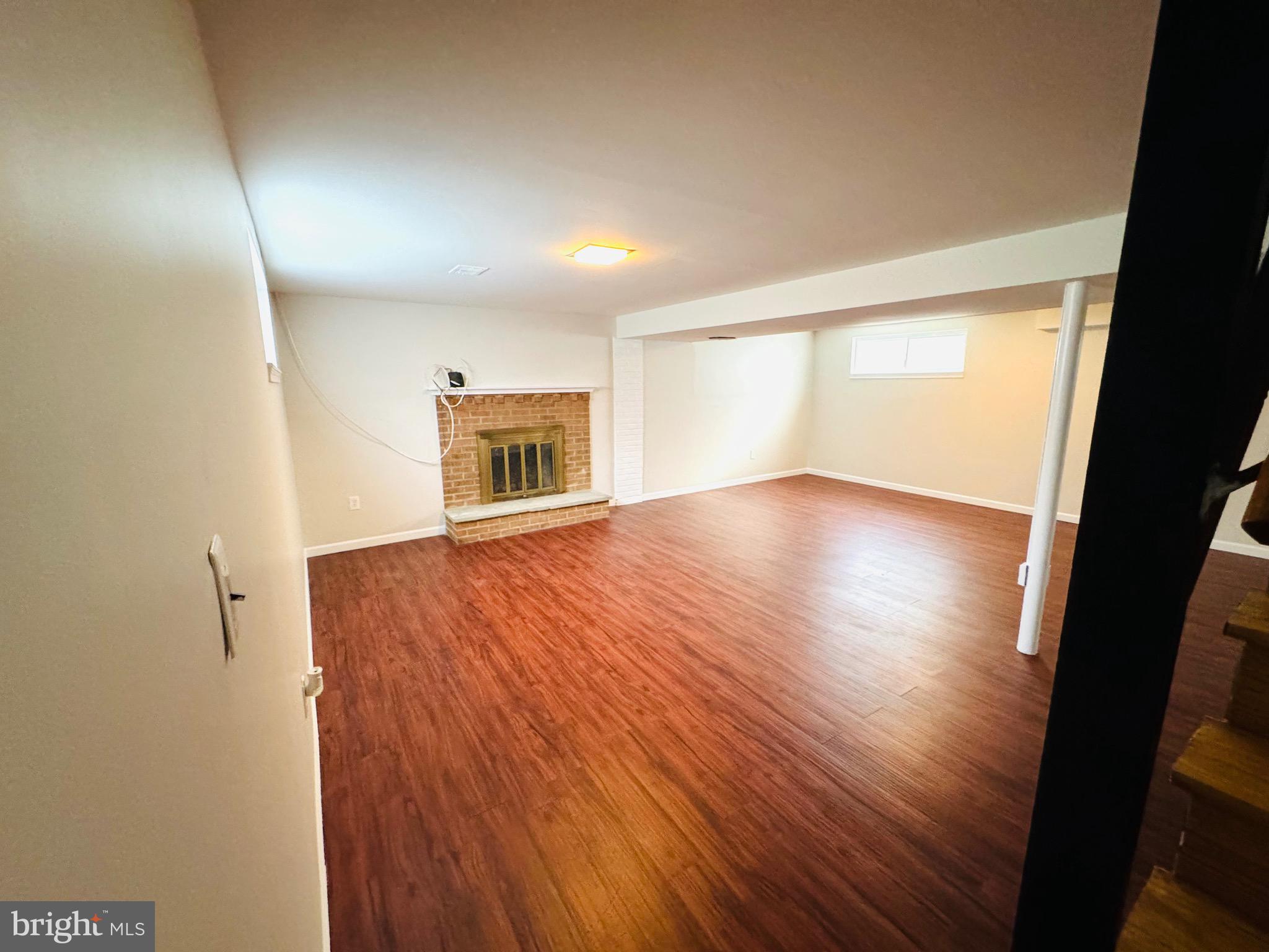 CLINTON ACRES - Residential