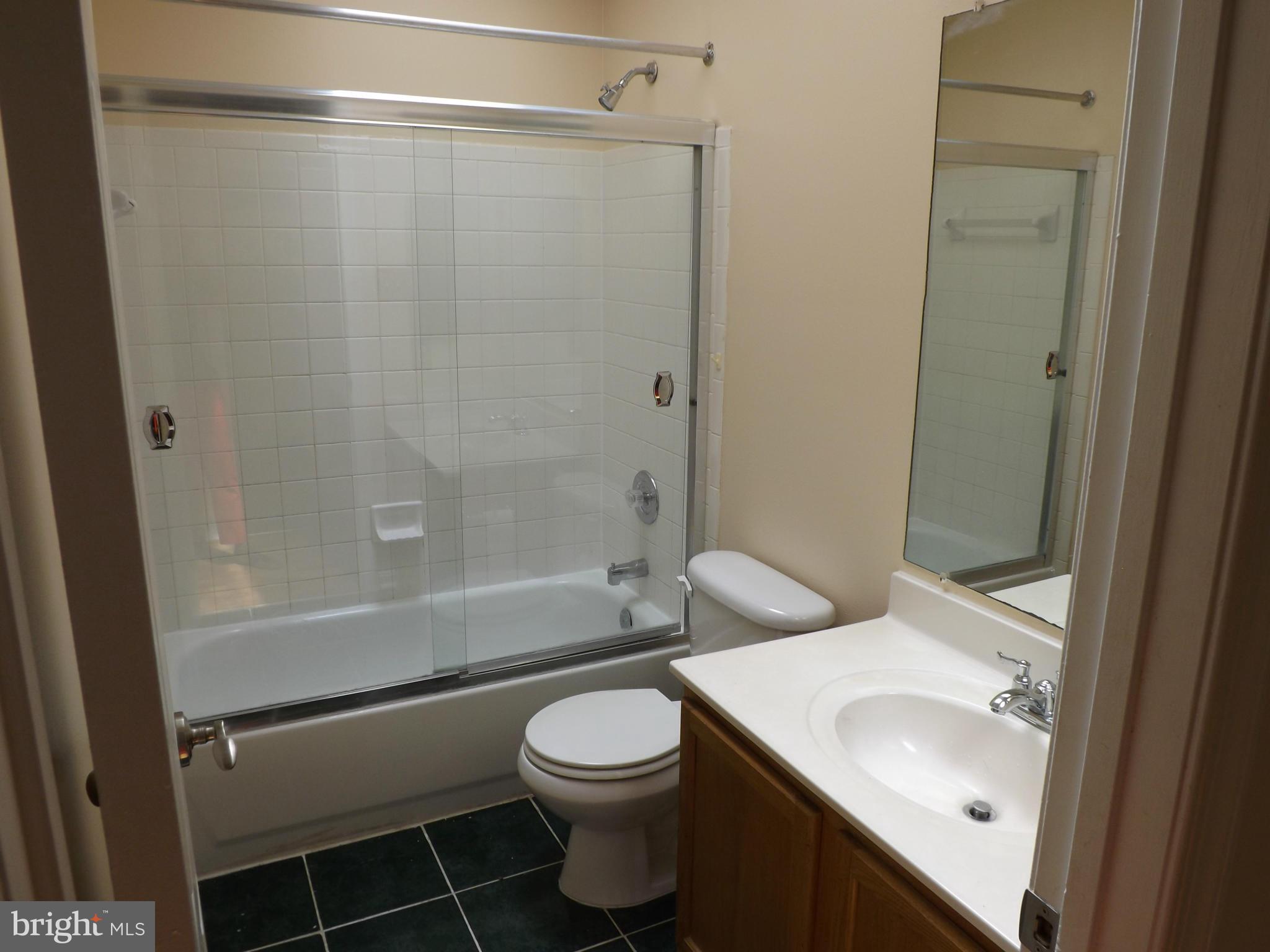 BYNUM OVERLOOK - Residential Lease