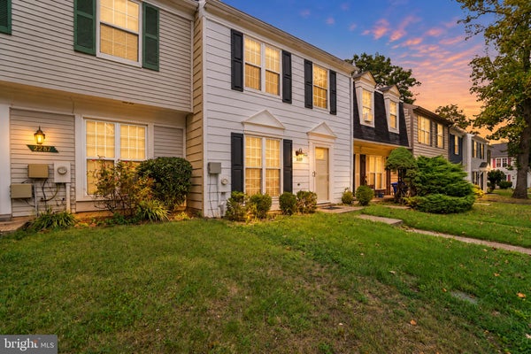 2279 PRINCE OF WALES CT, BOWIE, MD 20716 - Image f845091cdbb070cb3c74a919b3e5419e/1083241994