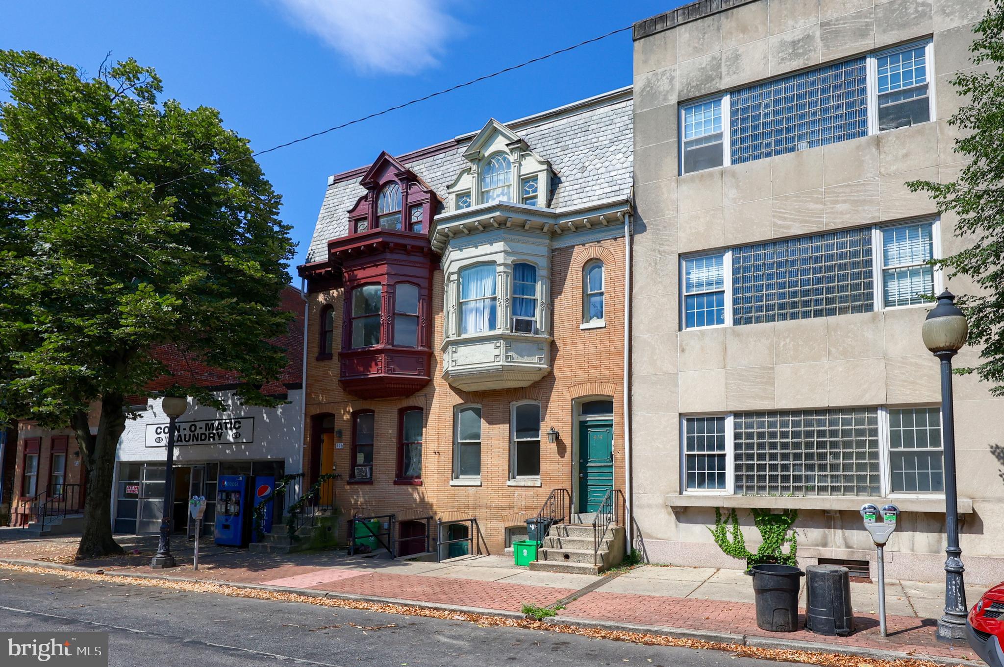 414 S GEORGE STREET