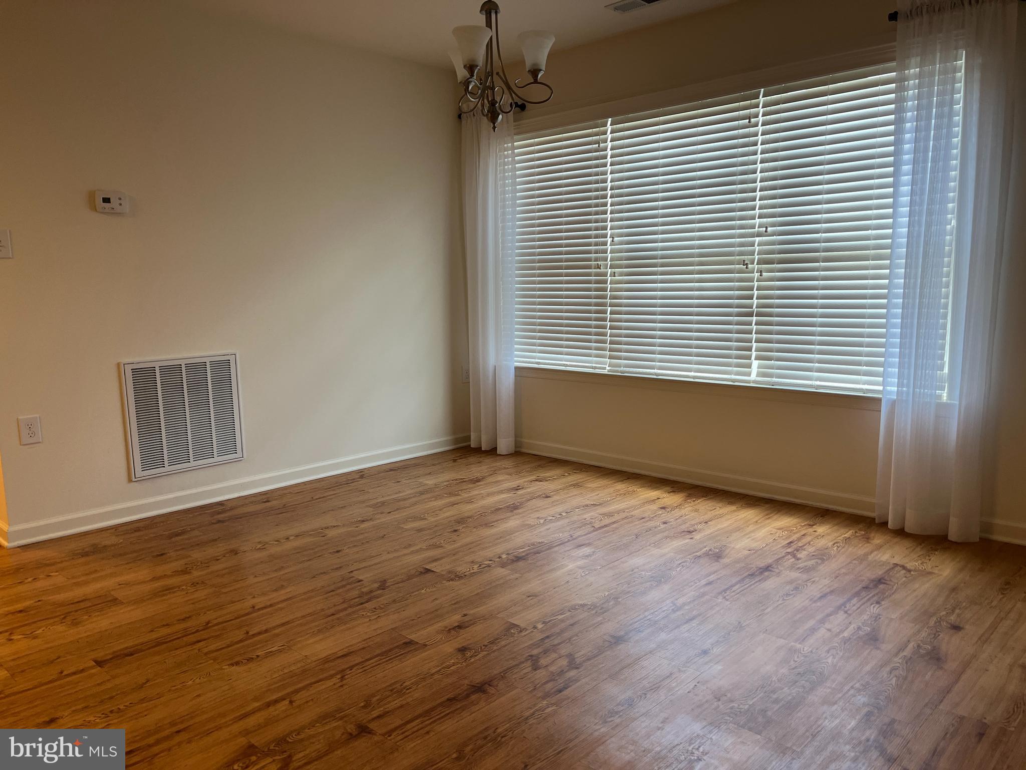 SPRING MILLS - Residential Lease