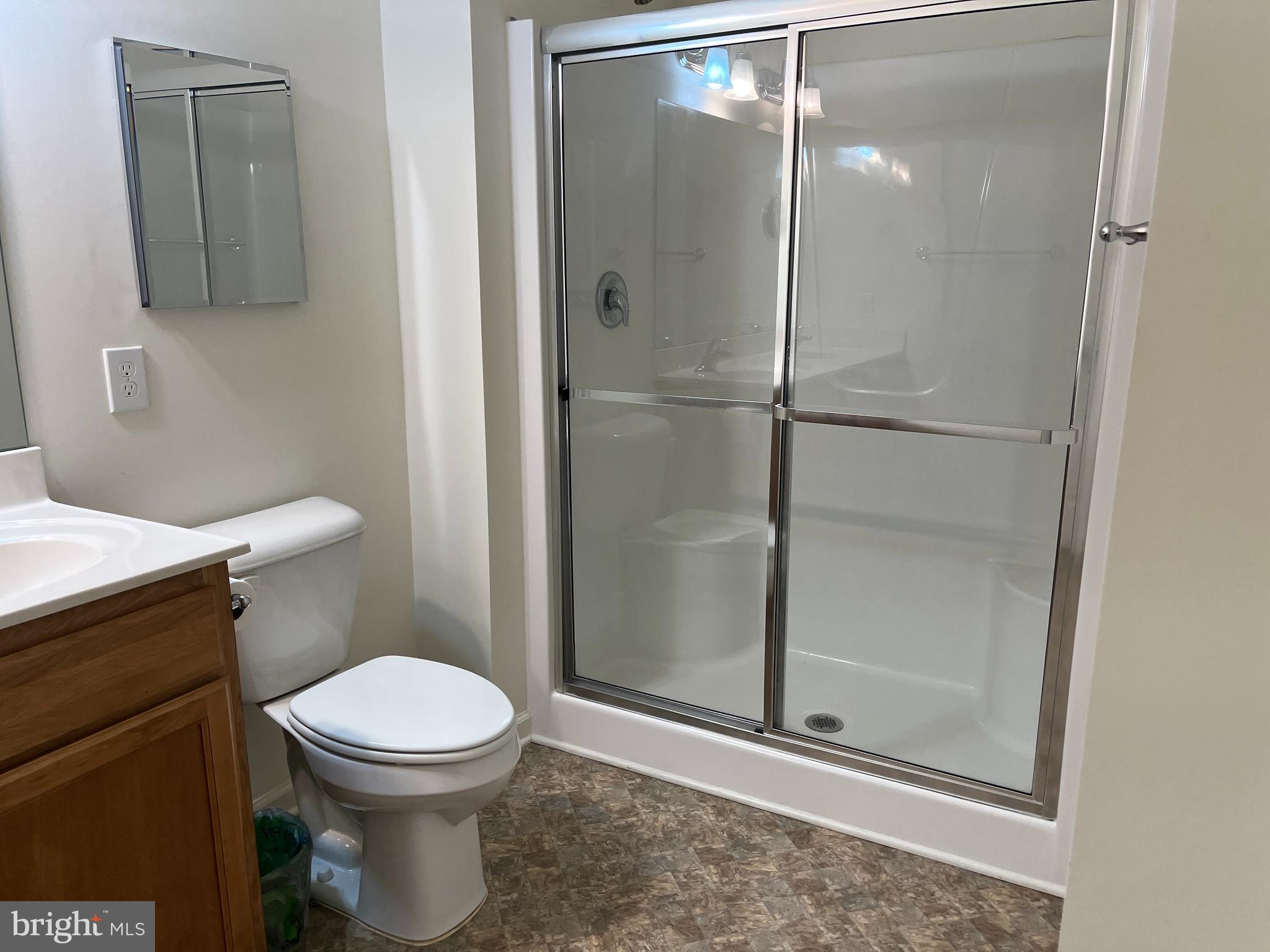 SPRING MILLS - Residential Lease