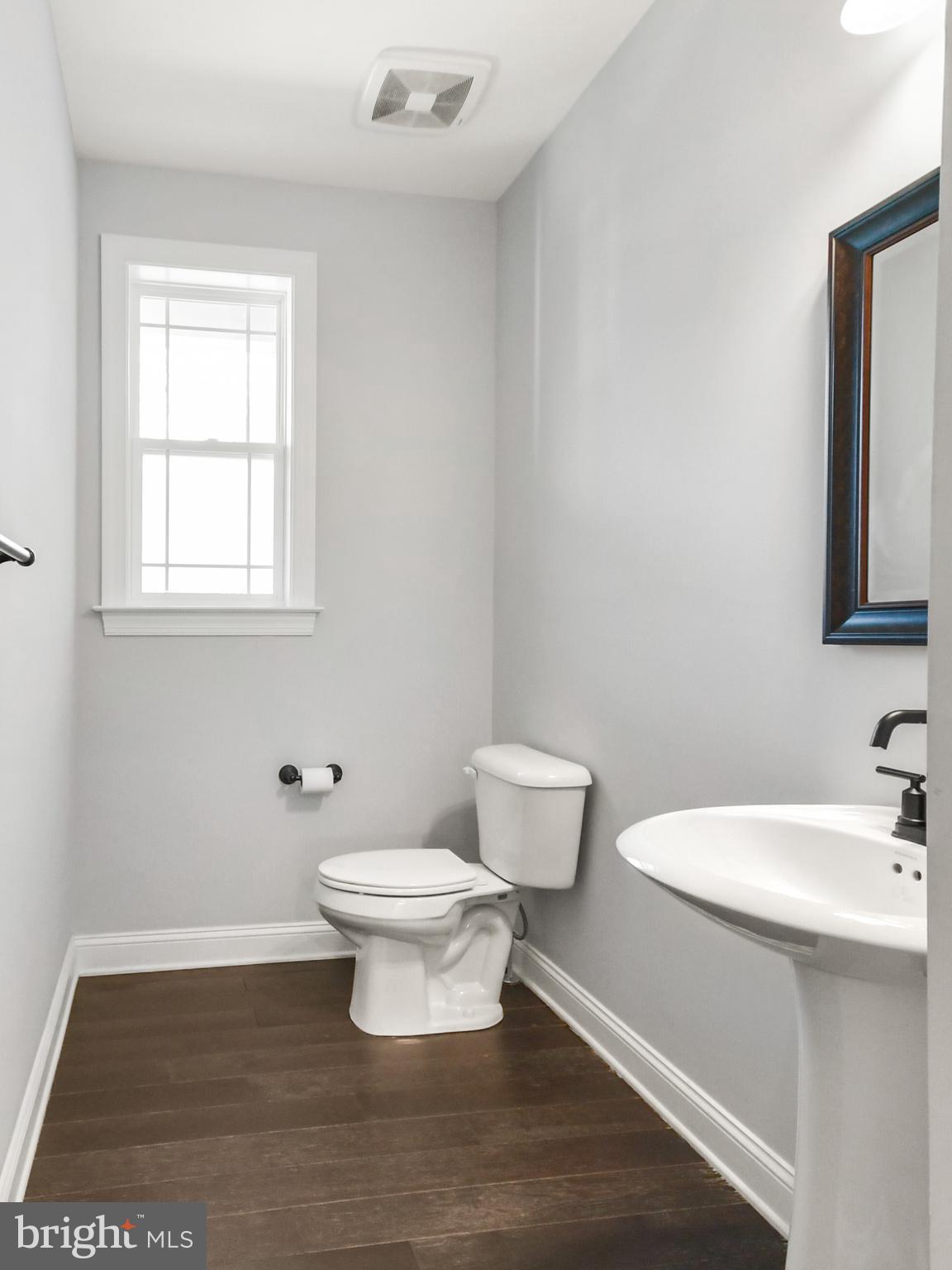 FOX RUN WOODS - Residential