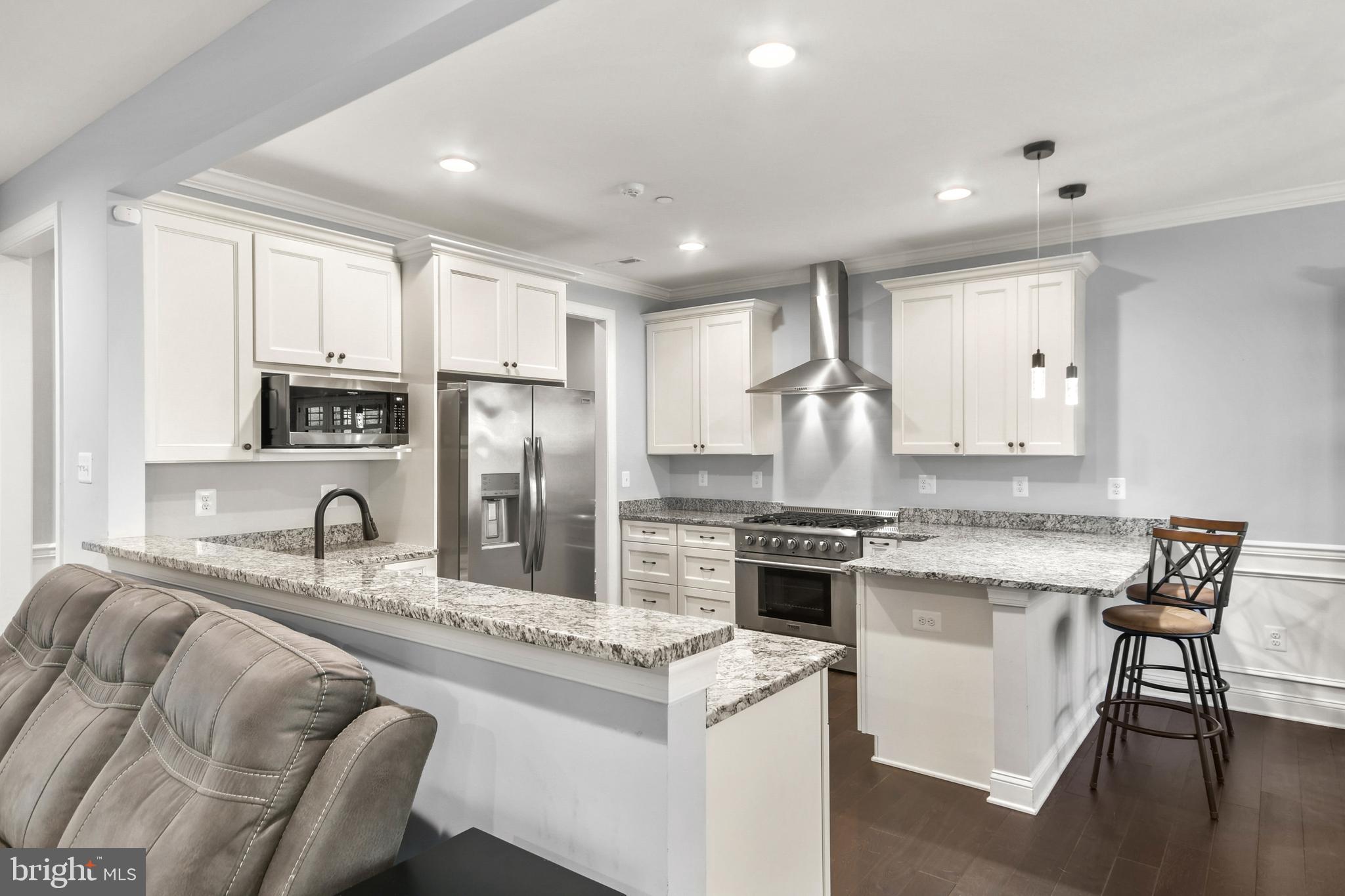 FOX RUN WOODS - Residential