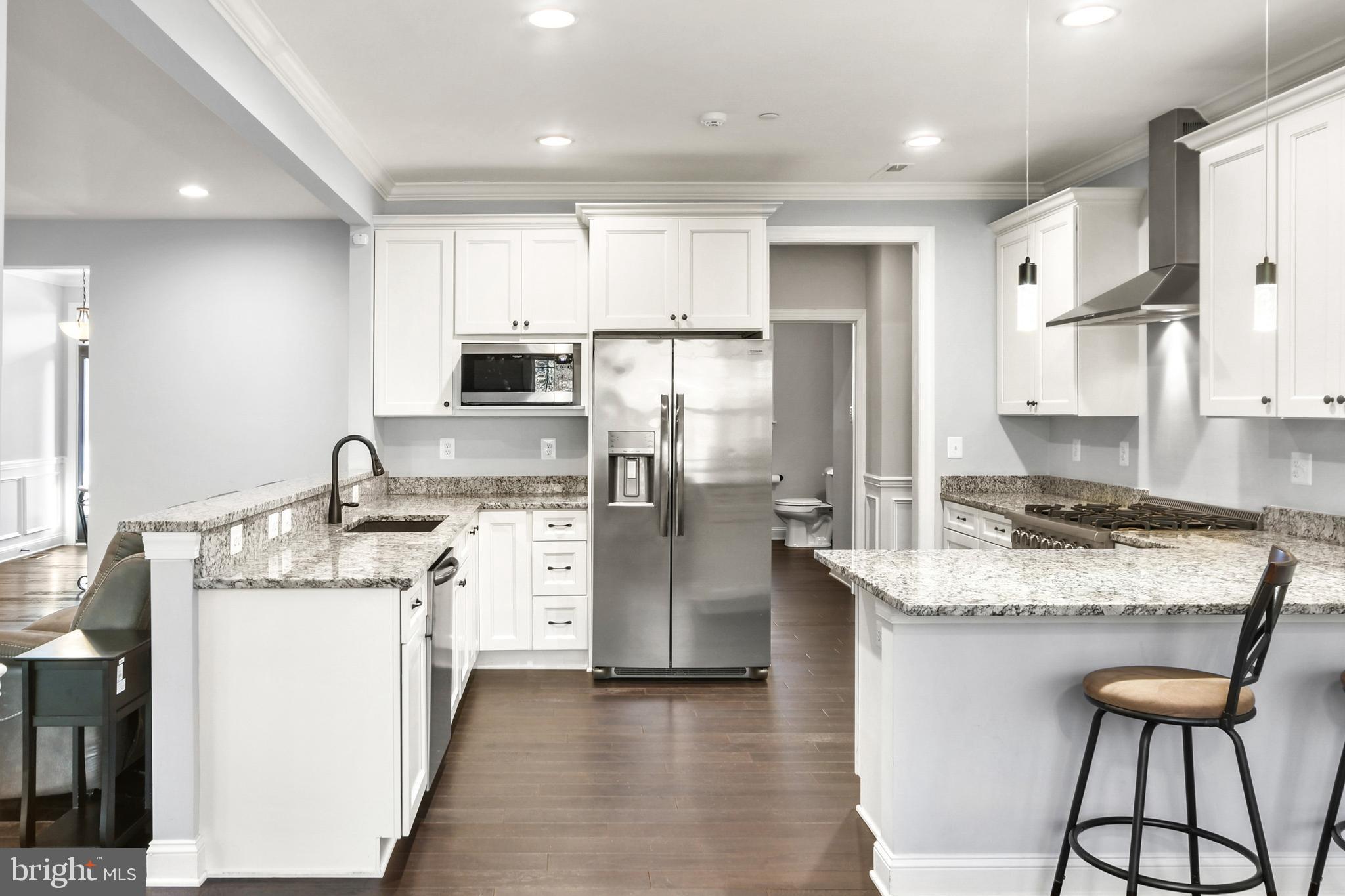 FOX RUN WOODS - Residential