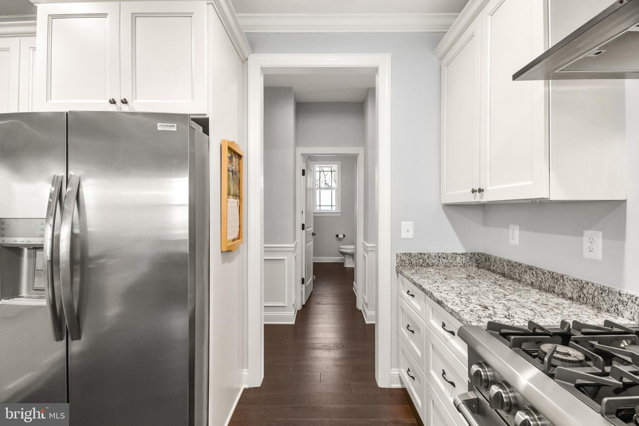 FOX RUN WOODS - Residential