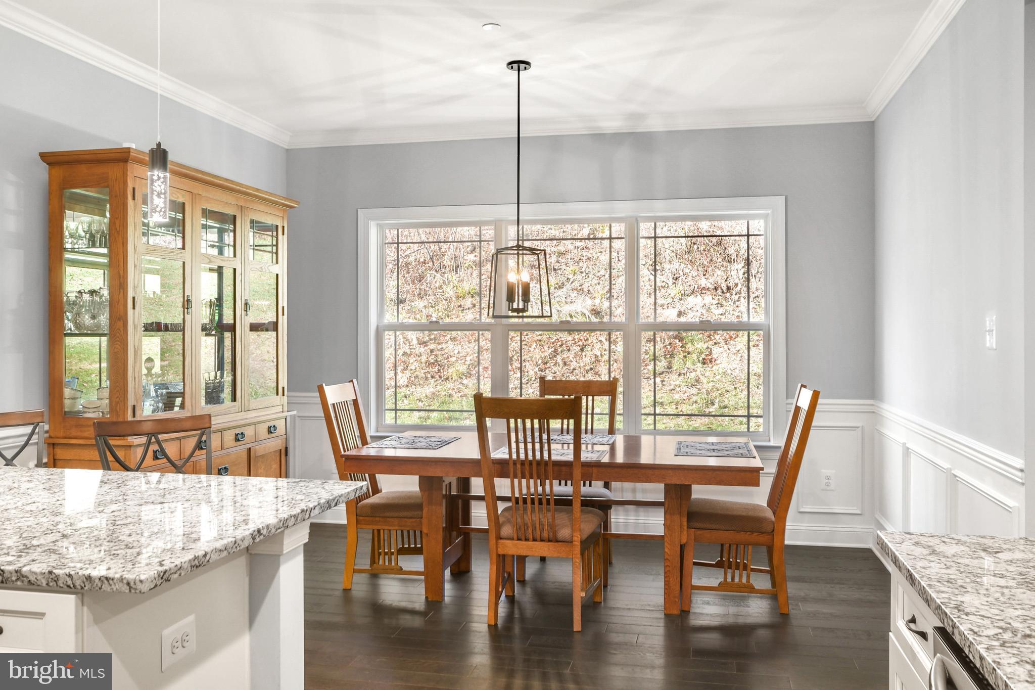 FOX RUN WOODS - Residential