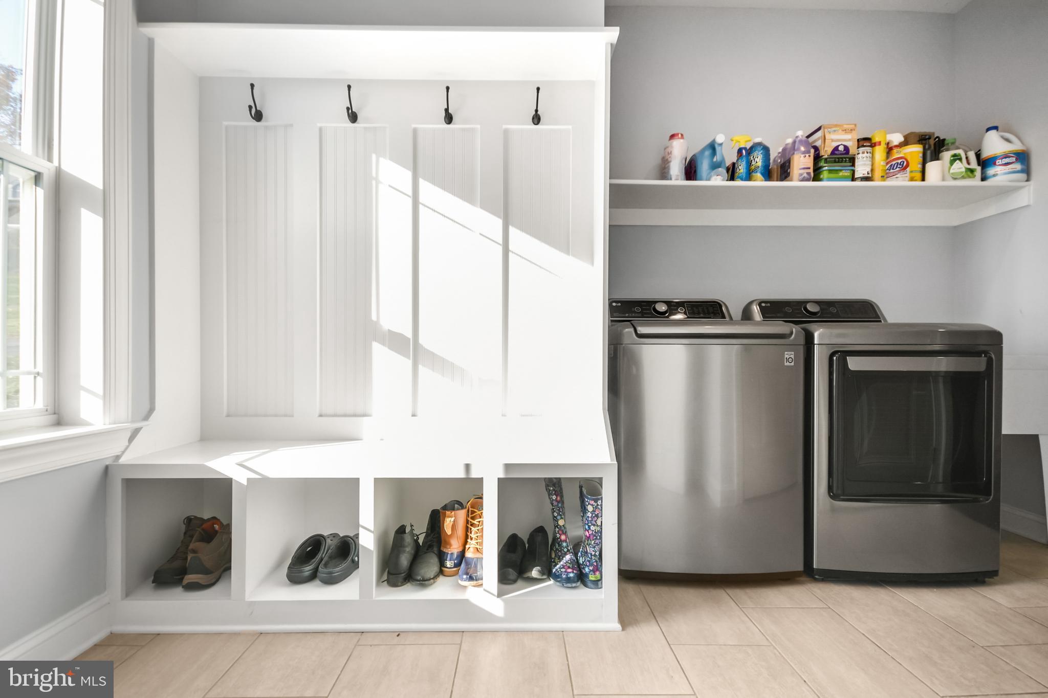 FOX RUN WOODS - Residential