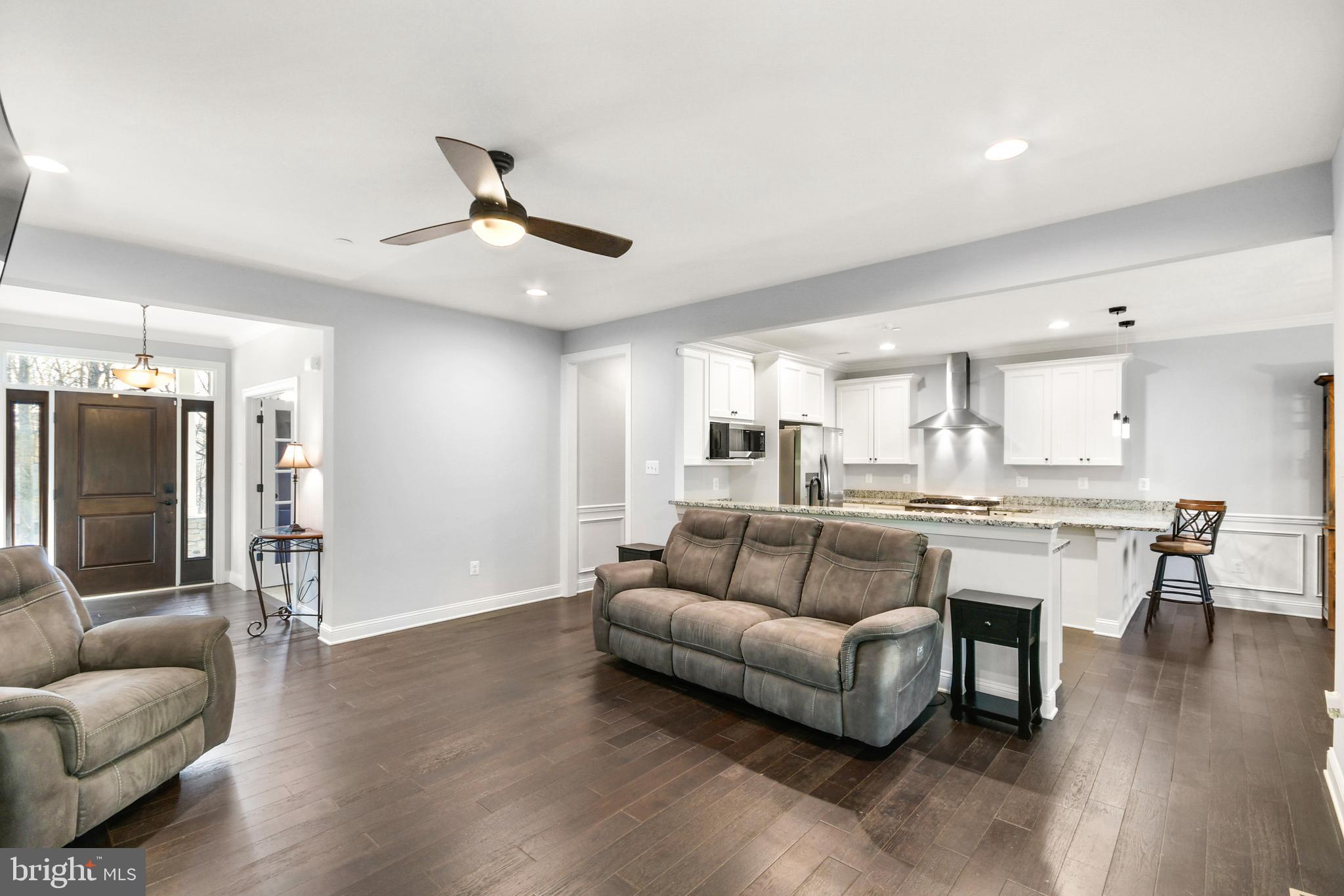 FOX RUN WOODS - Residential