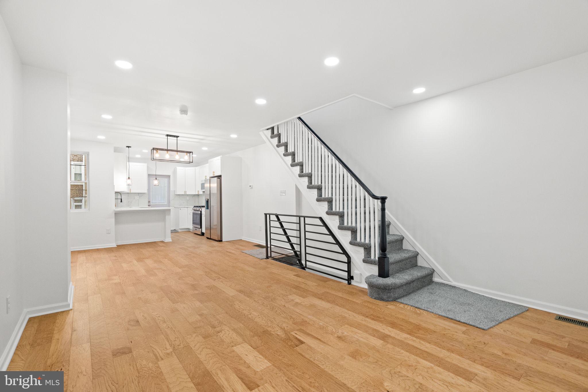 5612 HADDINGTON STREET