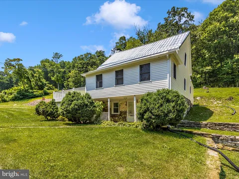 6824 Mountain Church Road, Middletown, MD MLS: MDFR2061928