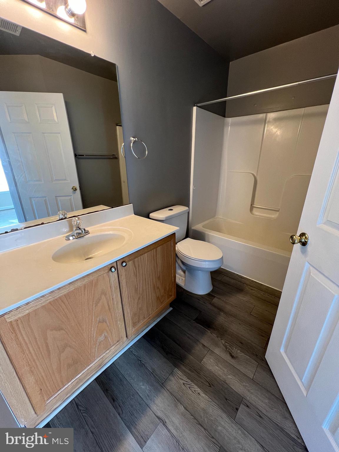 PRENTISS POINT - Residential Lease