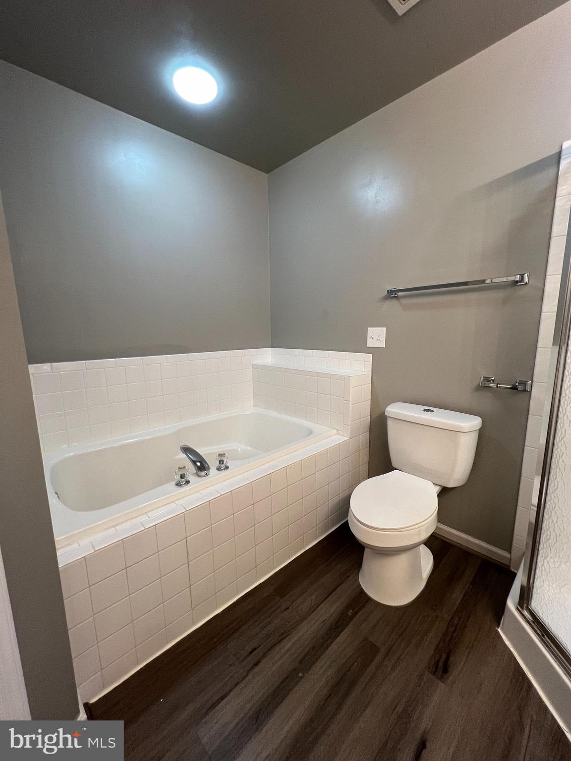 PRENTISS POINT - Residential Lease