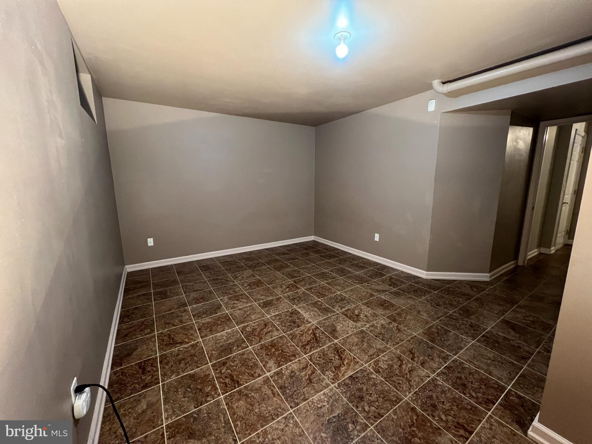 PRENTISS POINT - Residential Lease