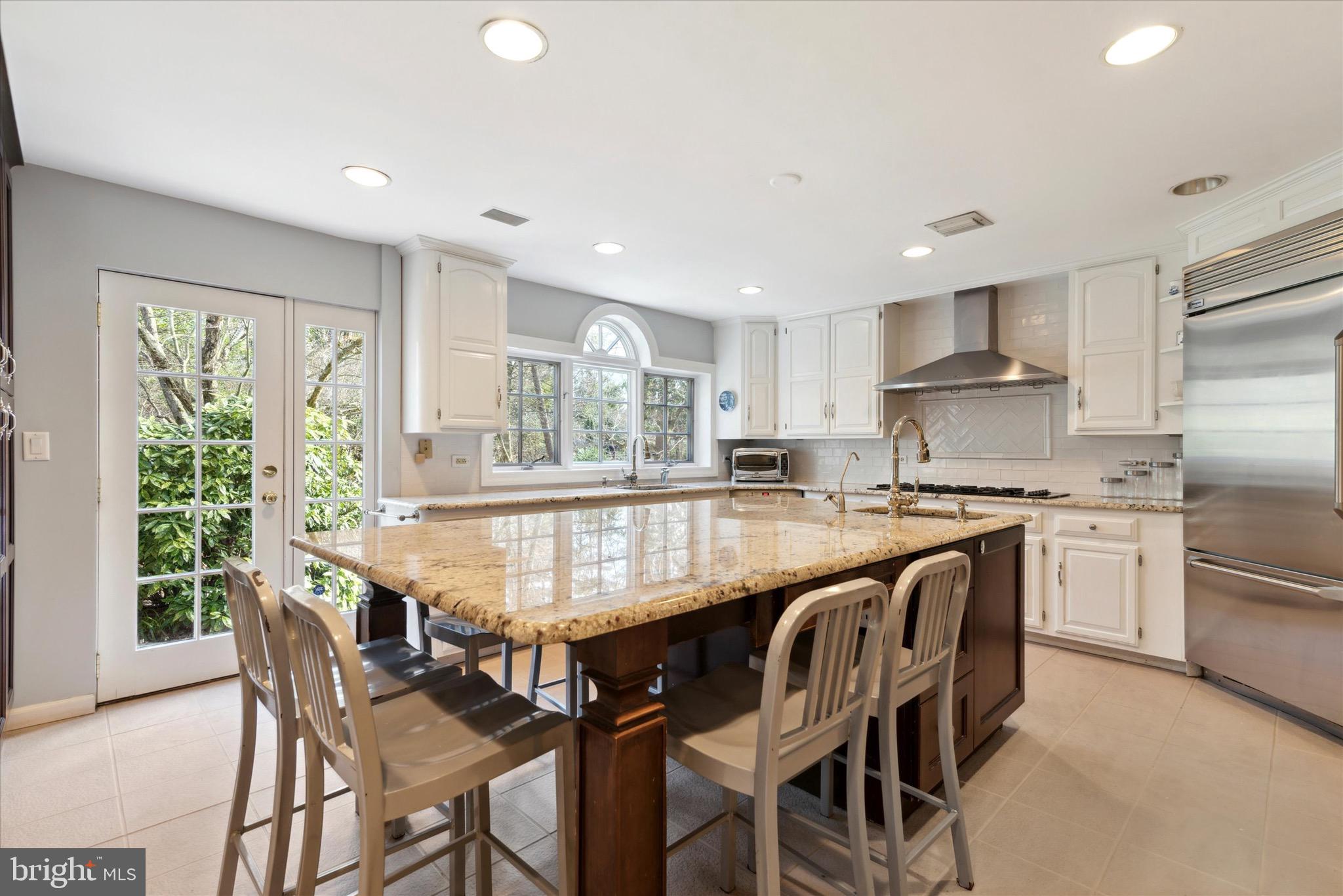 OAK HILL - Residential