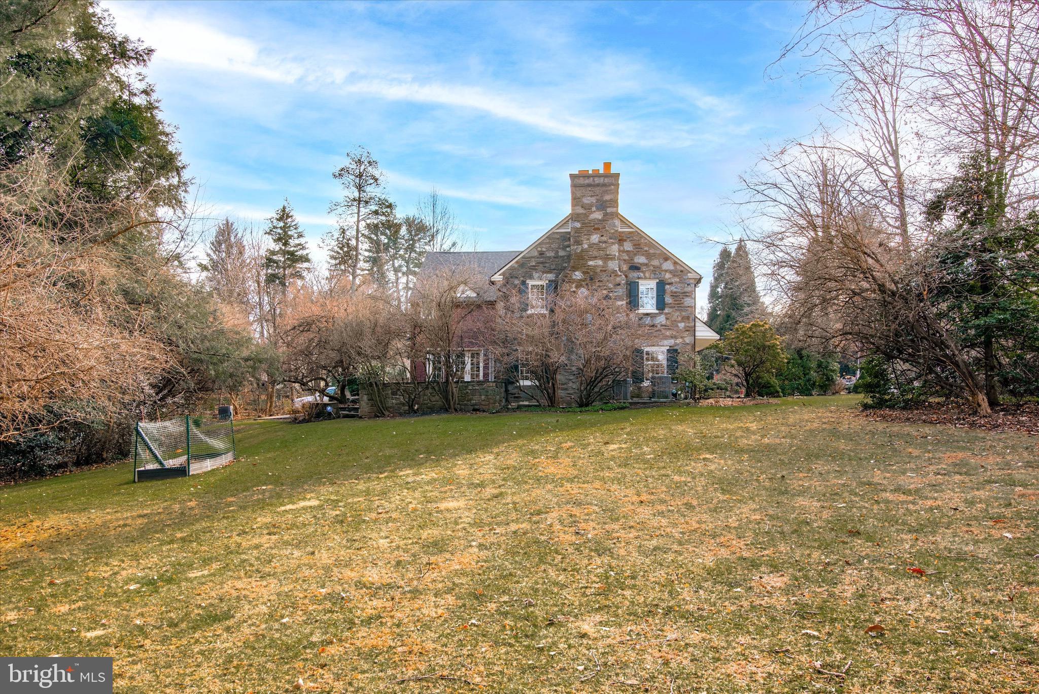 OAK HILL - Residential