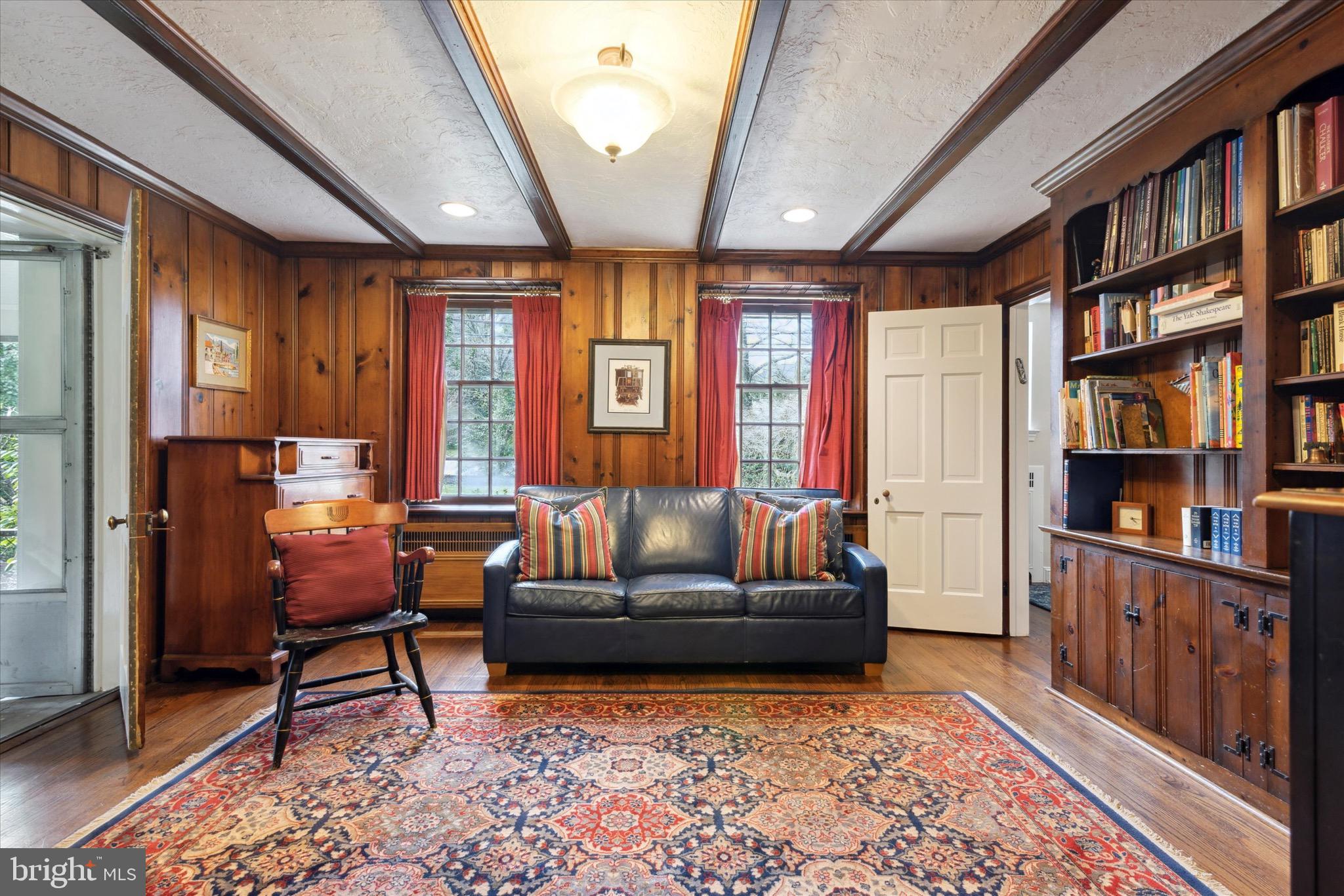 OAK HILL - Residential