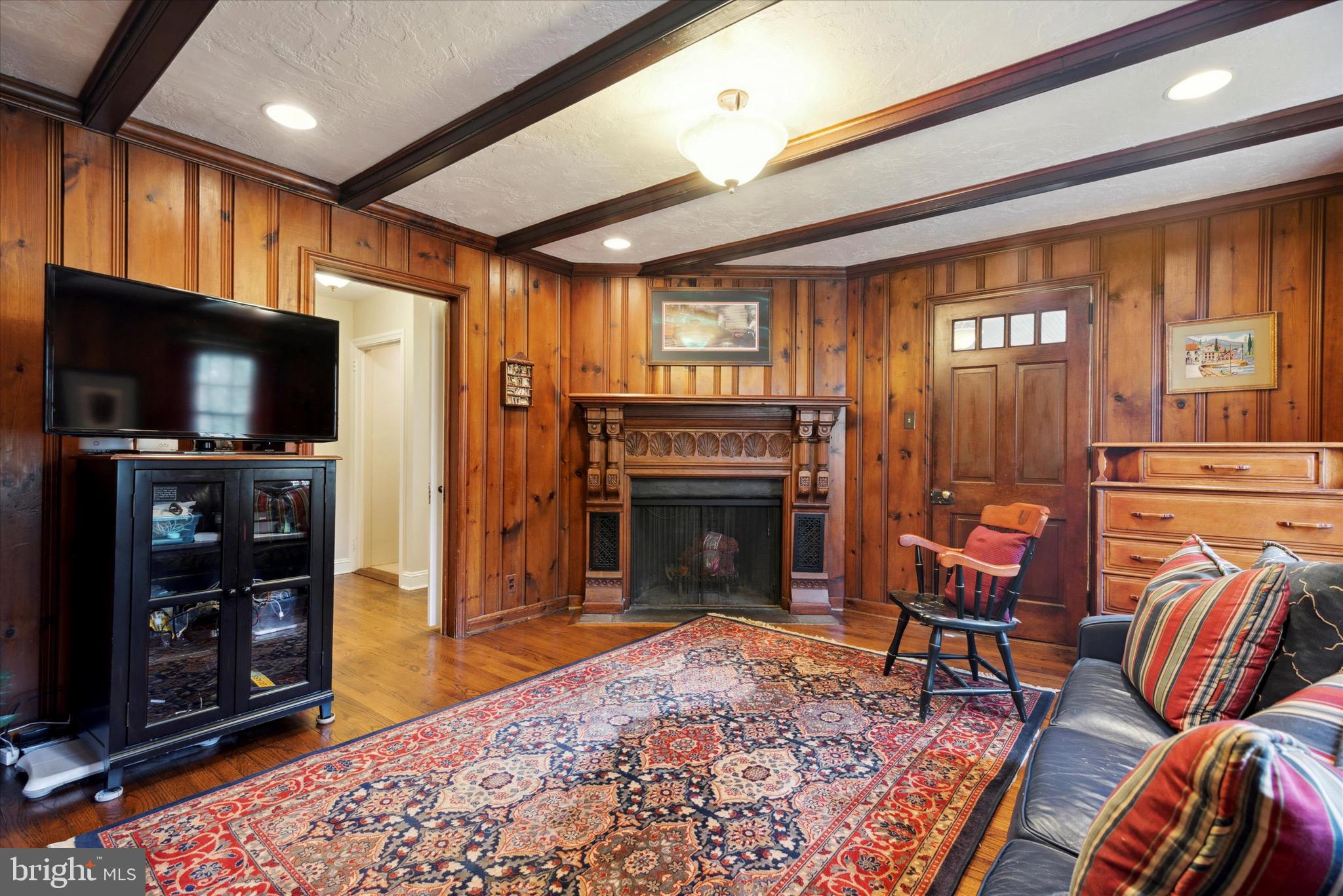 OAK HILL - Residential