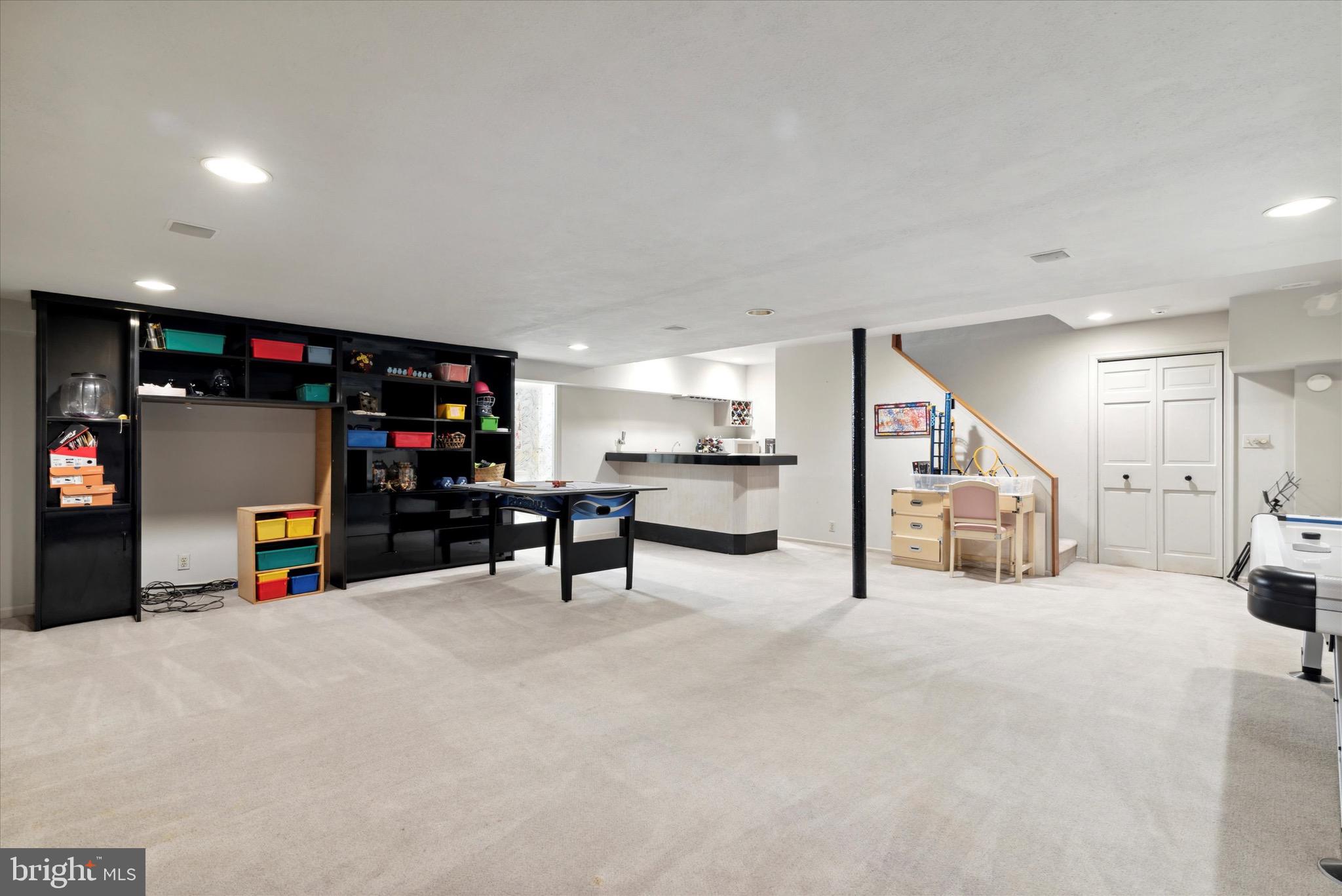 OAK HILL - Residential