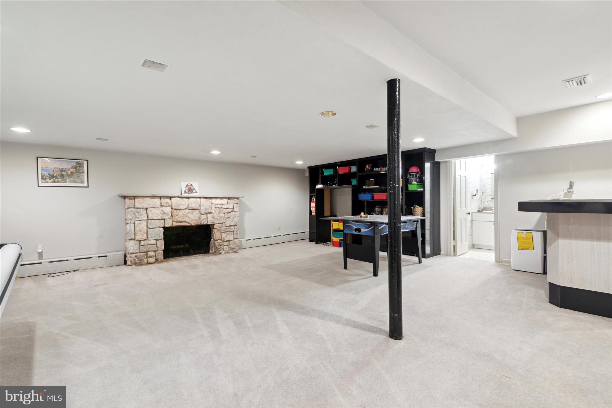 OAK HILL - Residential