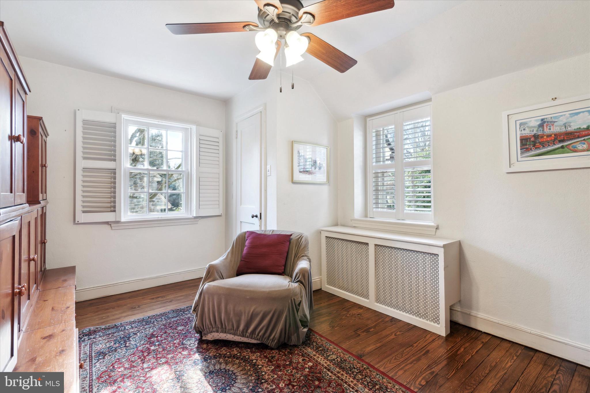 OAK HILL - Residential