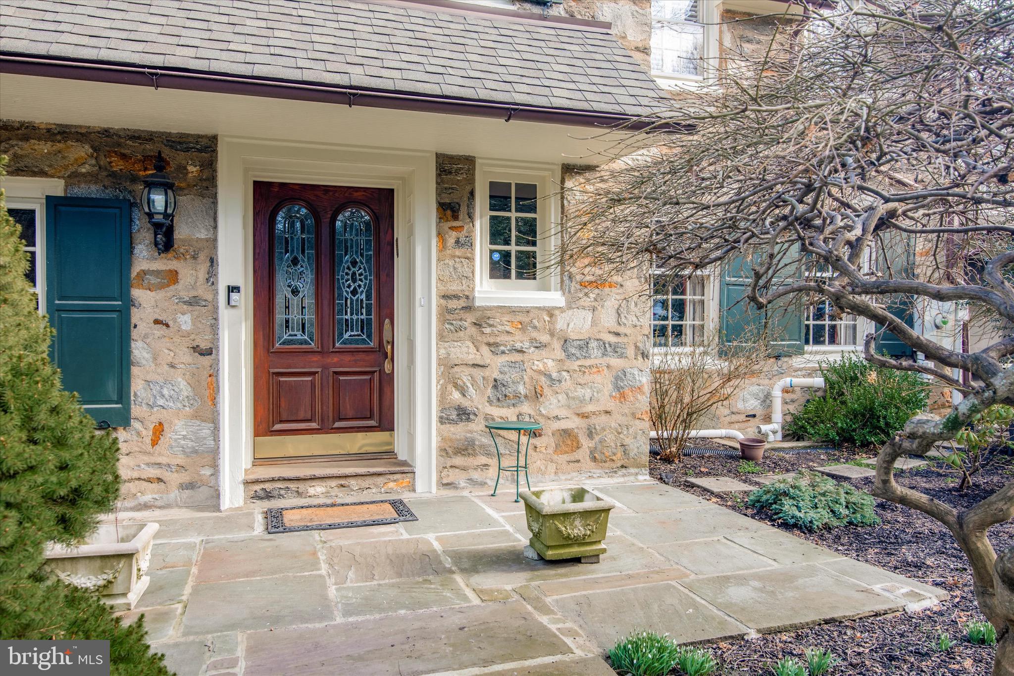 OAK HILL - Residential