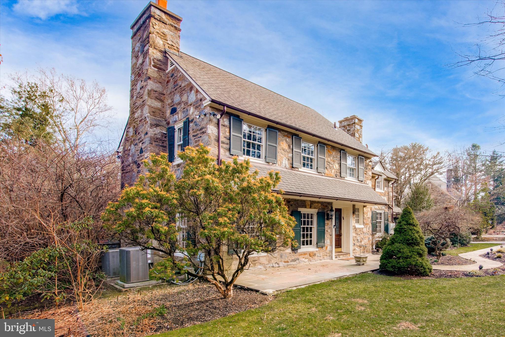 OAK HILL - Residential