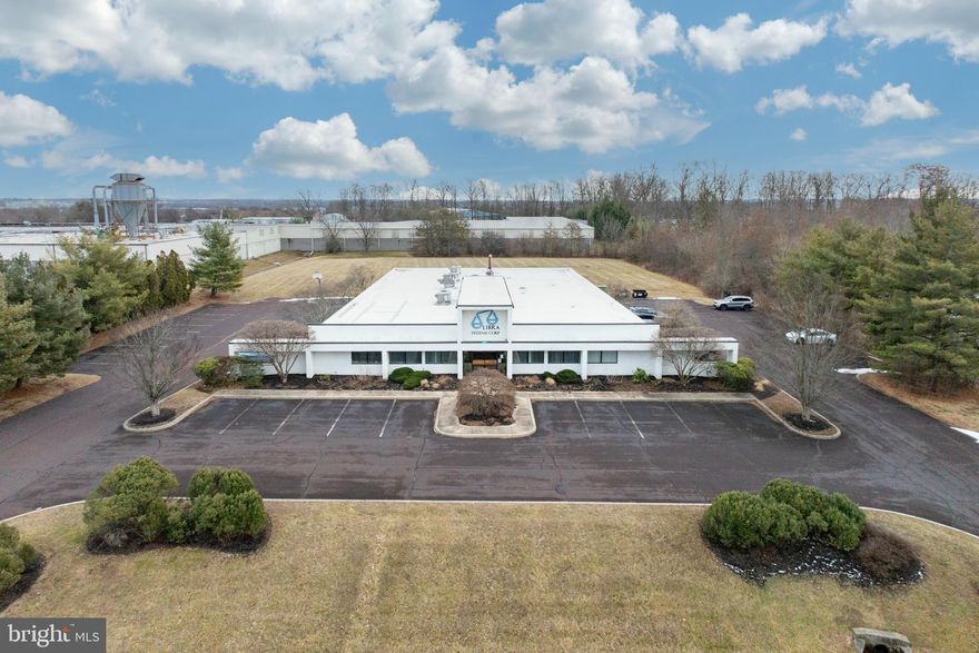 220 Stahl Rd in Harleysville, PA, is a 10,500 SF flex building that sits on 3 flat acres, offering versatile space for a variety of business uses. The building includes a mix of office and industrial sapce, ideal for light manufacturing, distribution, or office operations. It features two drive-in doors, providing convenient access for deliveries and equipment. A large conference room is also included, perfect for meetings and presentations. The property offers ample parking and plenty of room for future expansion. With easy access to major highways, this building offers a prime location for businesses looking for a flexible, well-located space in the Harleysville area.