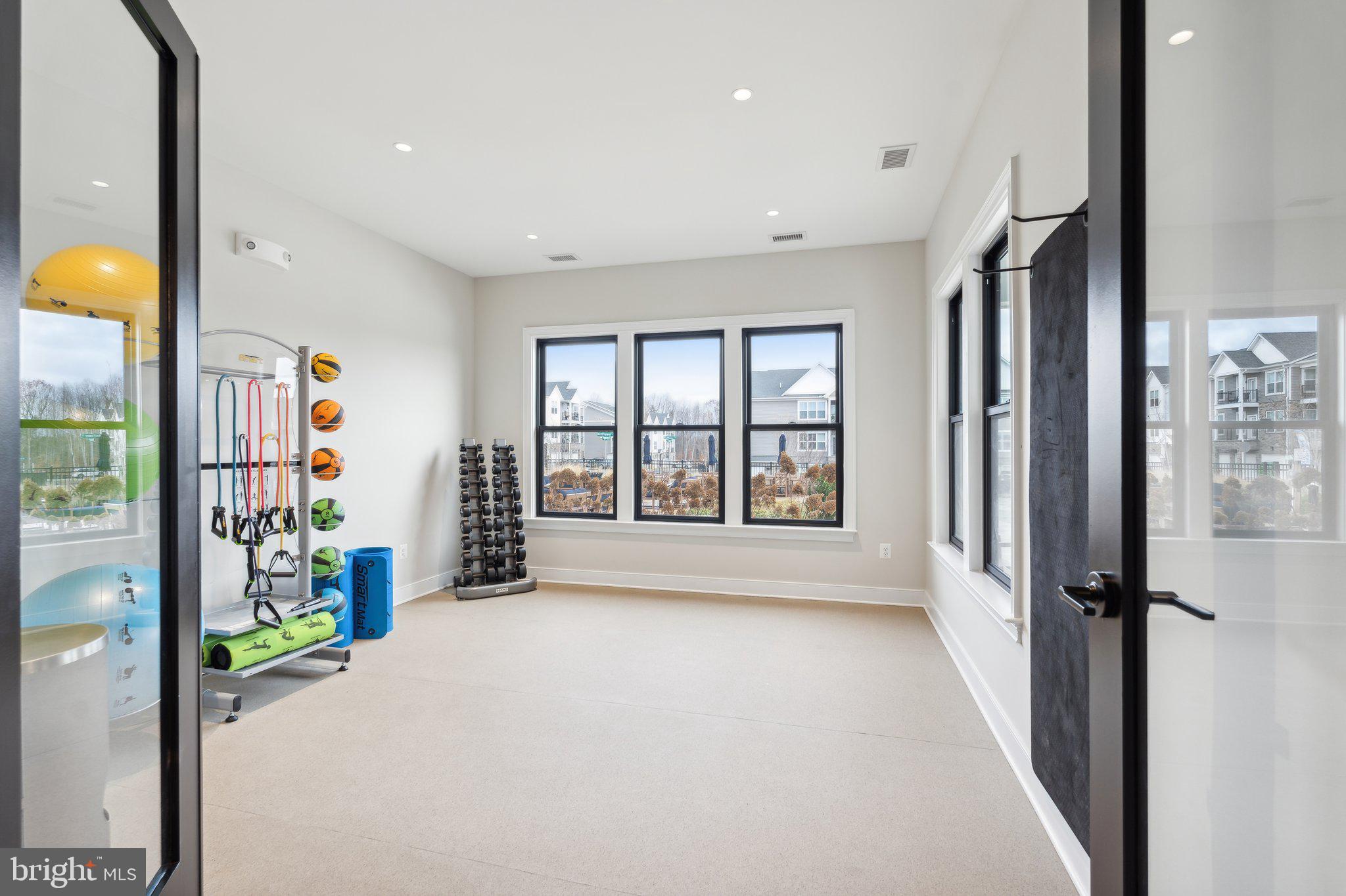 EMBREY MILL - Residential