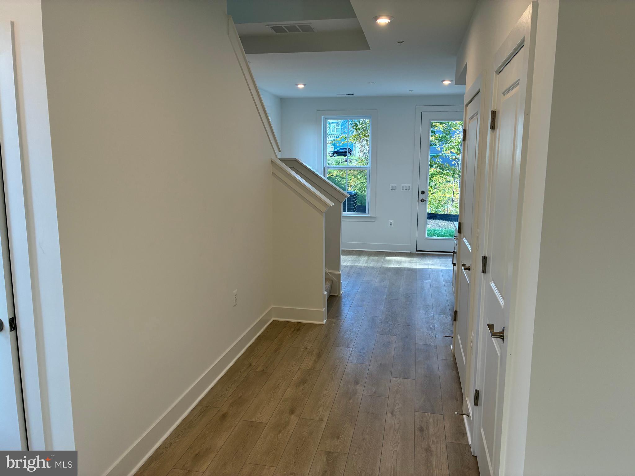 EMBREY MILL - Residential