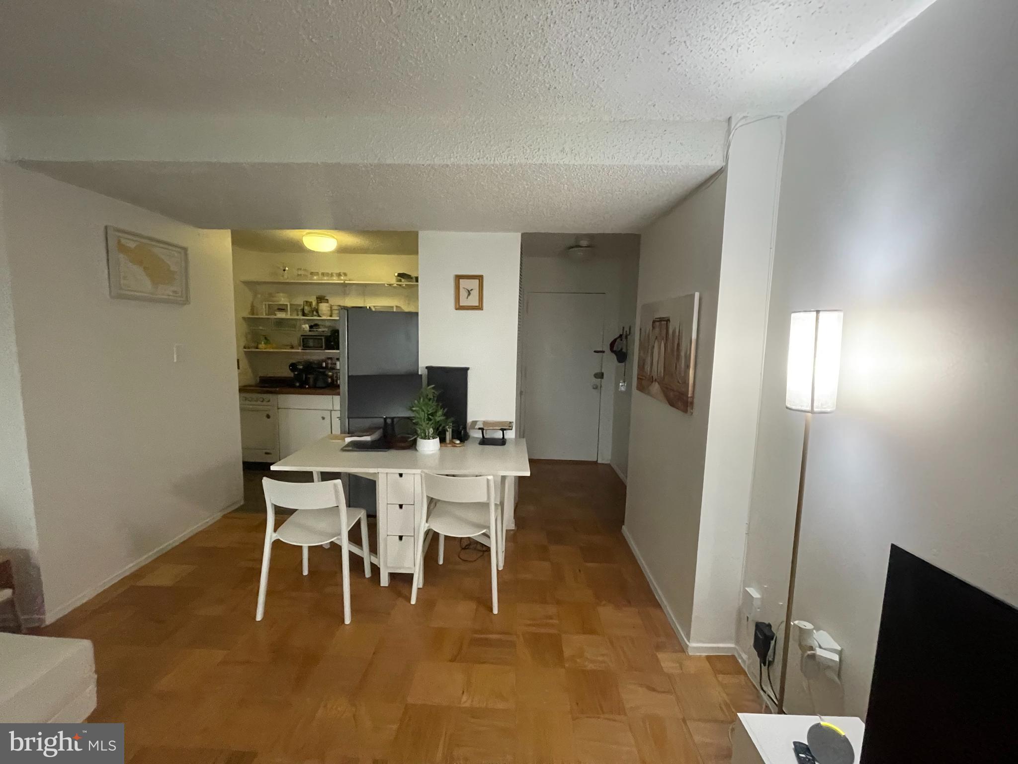 1311 DELAWARE AVENUE SW S833