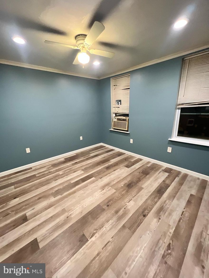 Live at 3244 Hurley St, a great rental opportunity available now! This home offers a spacious layout with comfortable living areas, making it perfect for your next move. Enjoy a well-maintained space with plenty of natural light. Conveniently located near local amenities and public transportation. Don’t miss out—schedule your tour today!