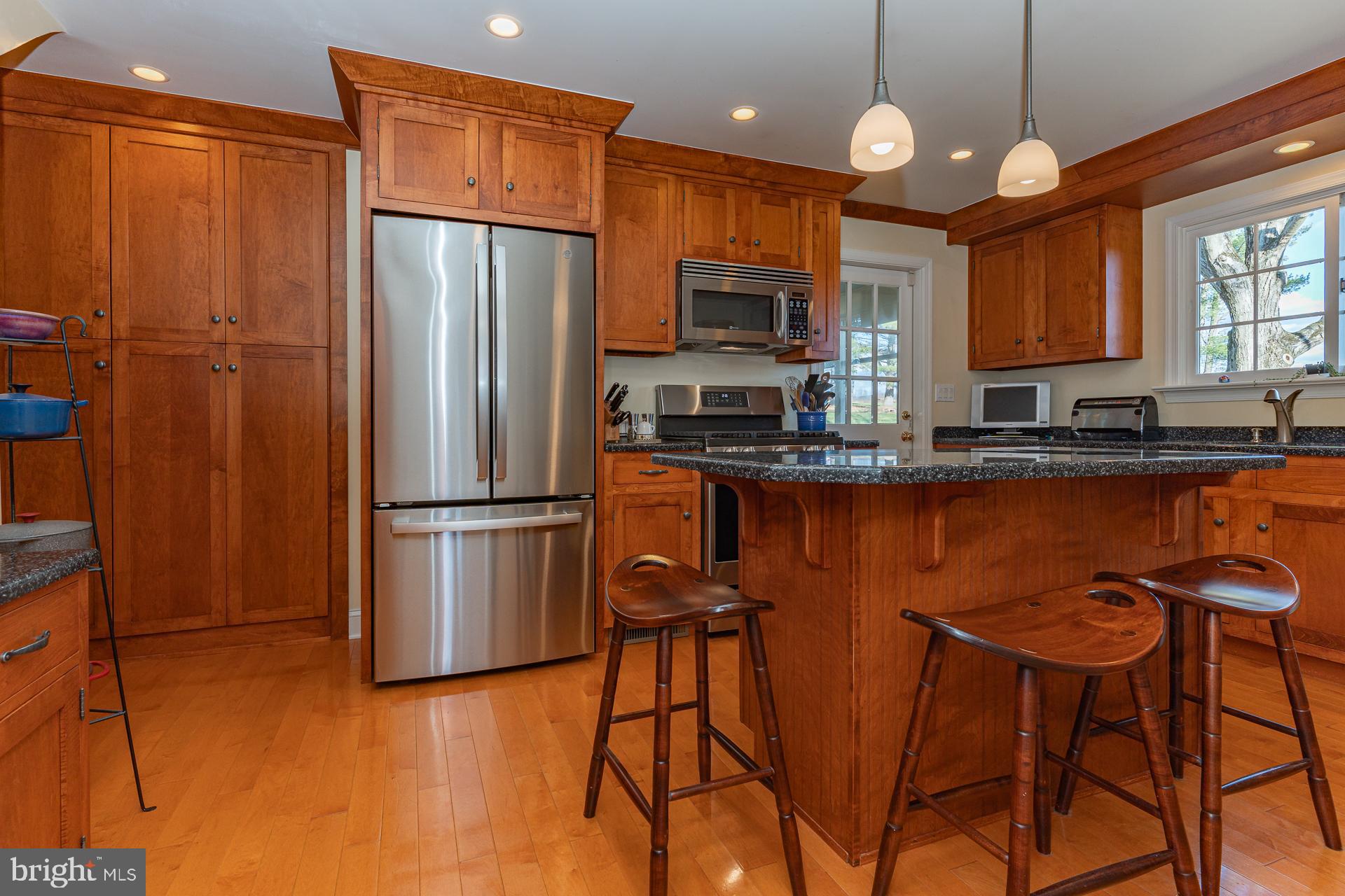 WAYSIDE - Residential