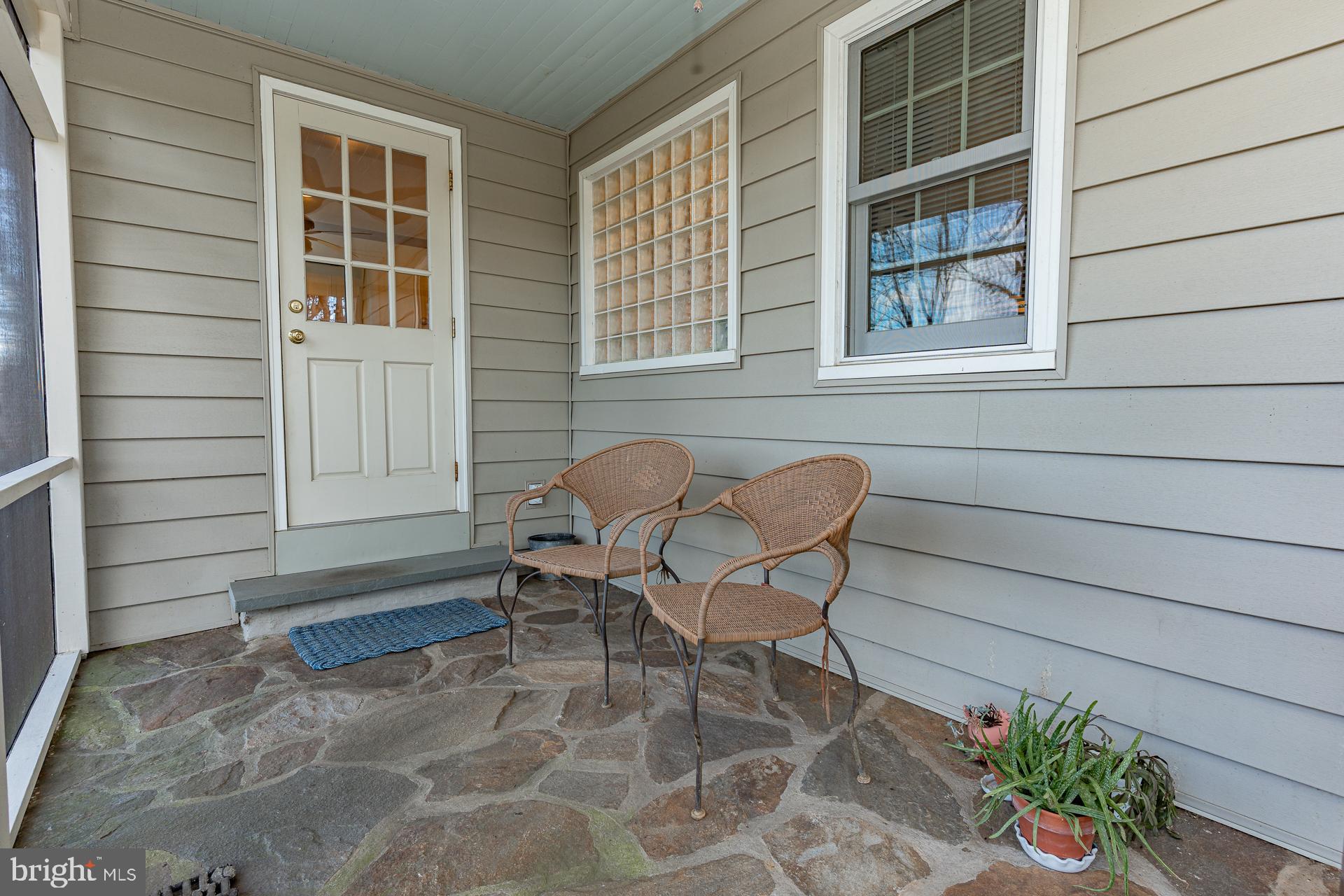 WAYSIDE - Residential