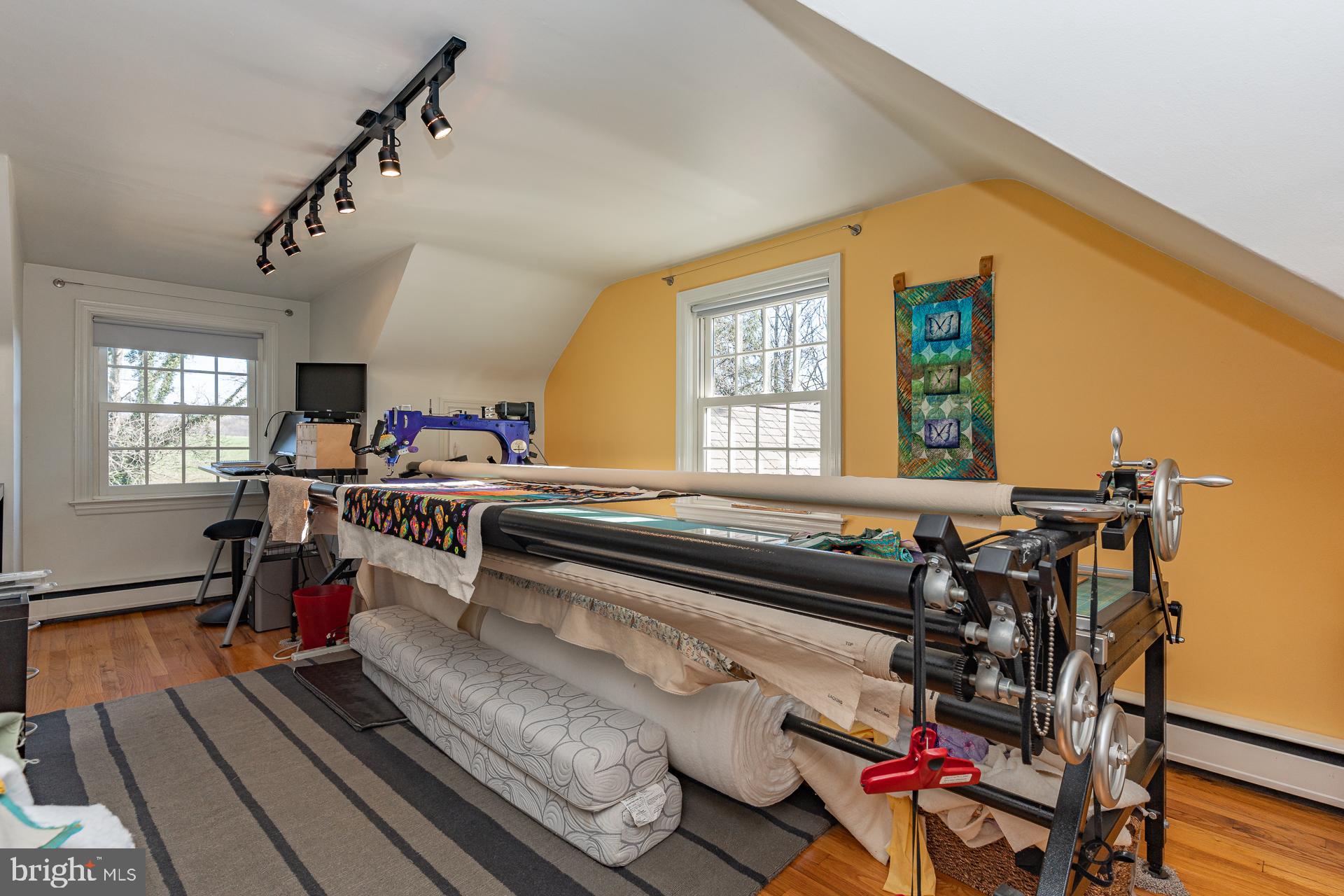 WAYSIDE - Residential