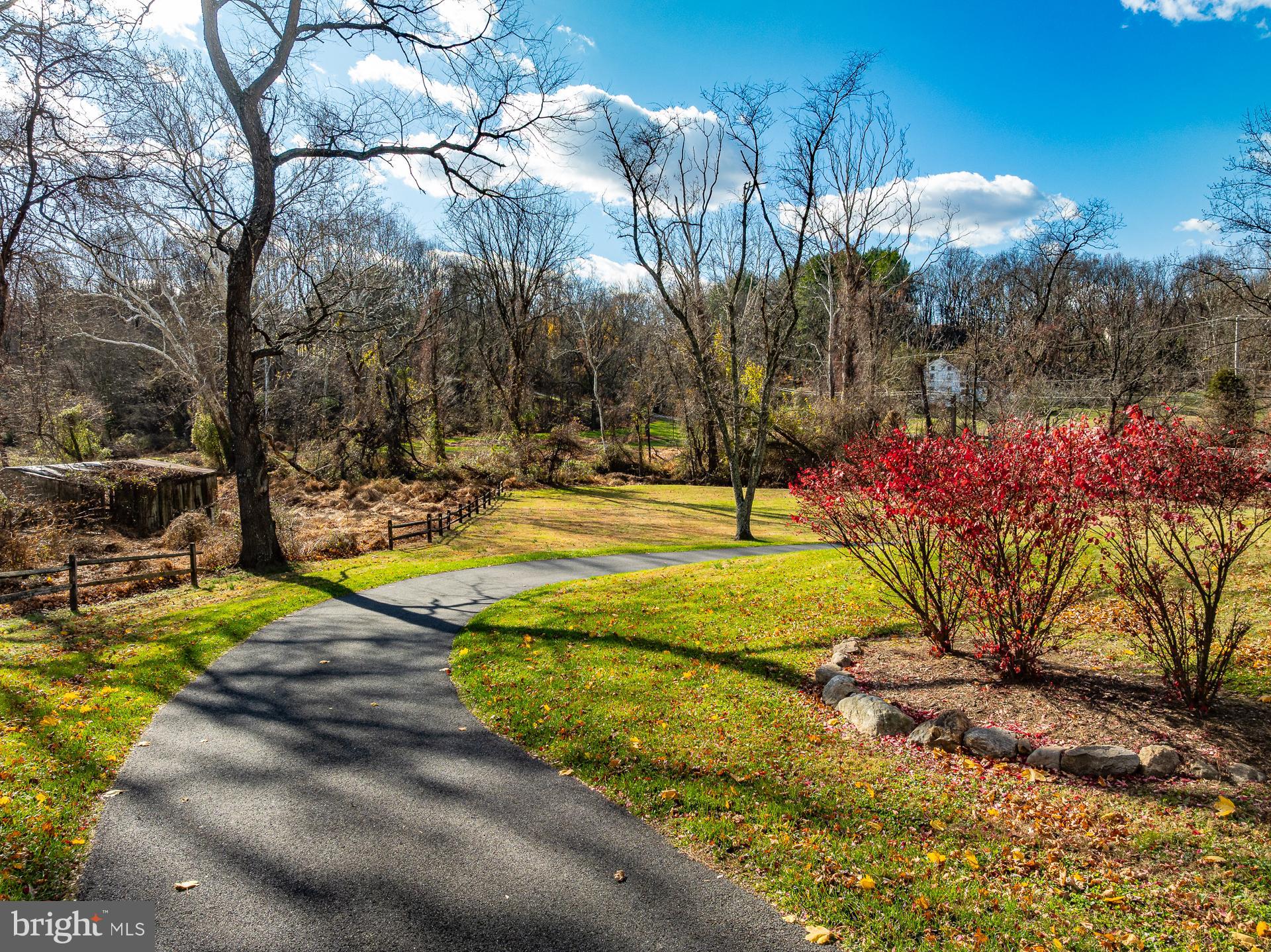 WAYSIDE - Residential