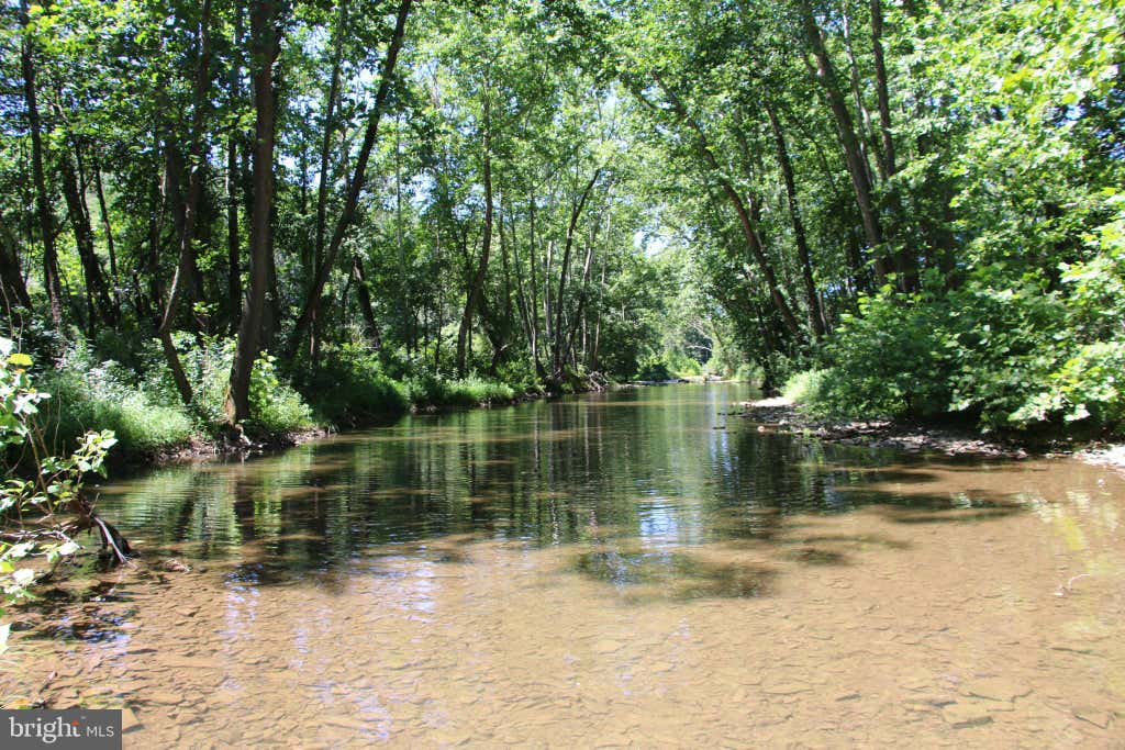 Photo of 112 Cedar Hill Rd, STRASBURG, VA 22657 (MLS # VASH2014680)