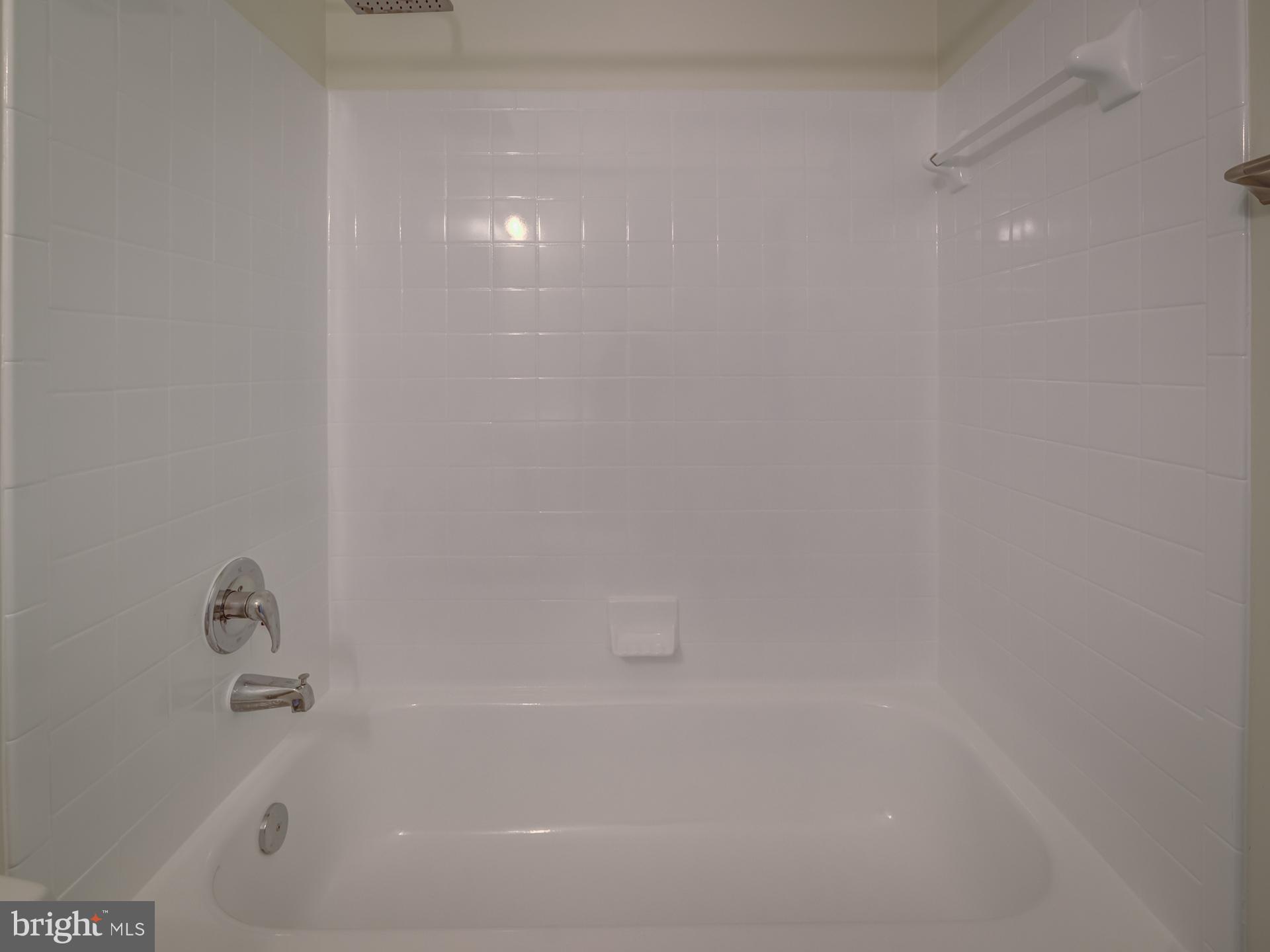 PARKSIDE AT ALEXANDRIA - Residential Lease