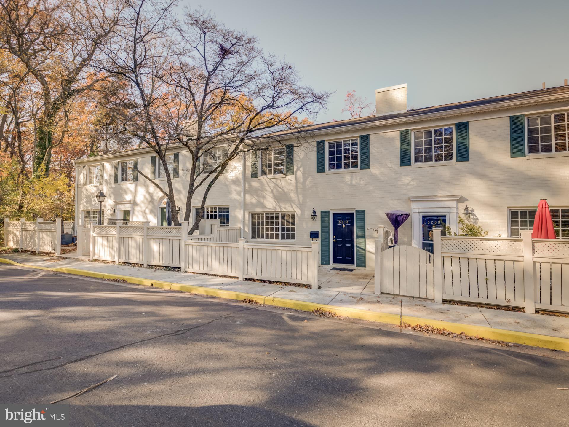 PARKSIDE AT ALEXANDRIA - Residential Lease