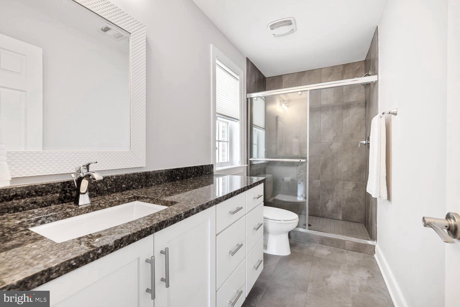 CROWN FARM - Residential