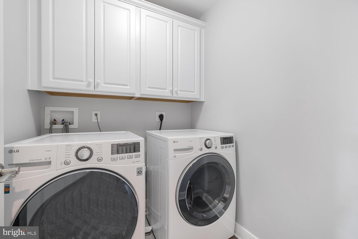 CROWN FARM - Residential