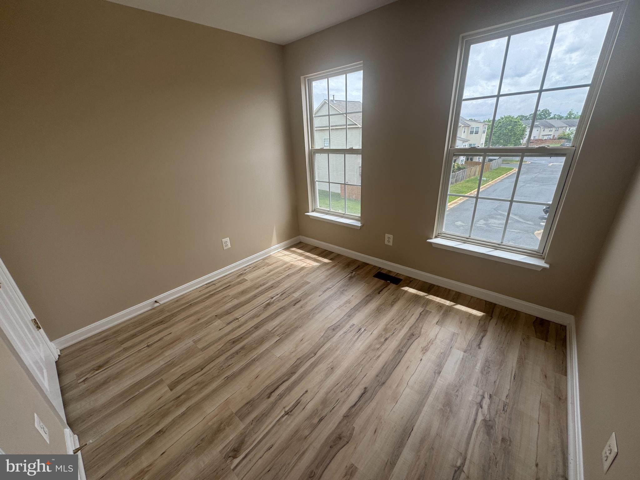 FOREST PARK - Residential Lease