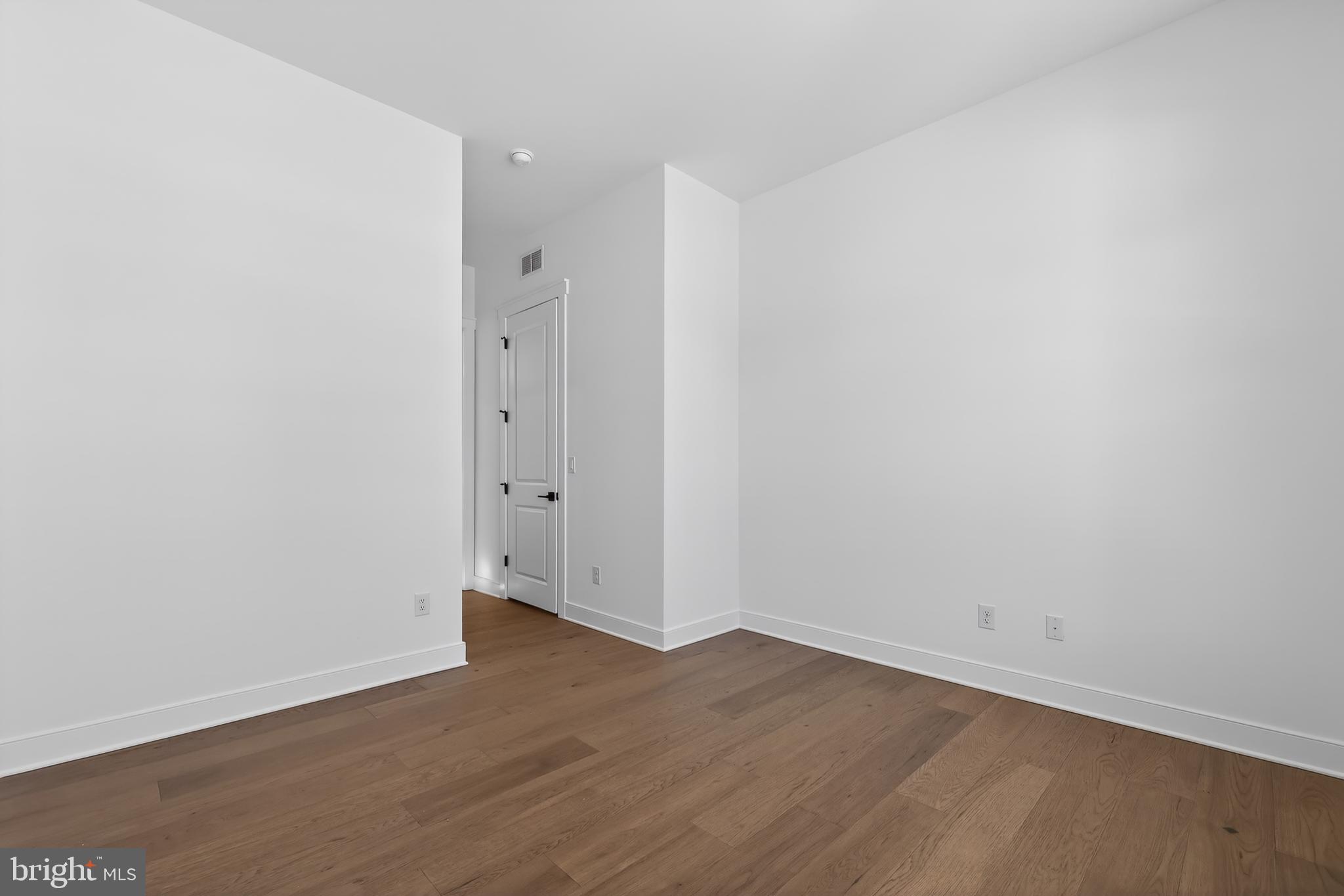 20430 SKIPJACK DRIVE