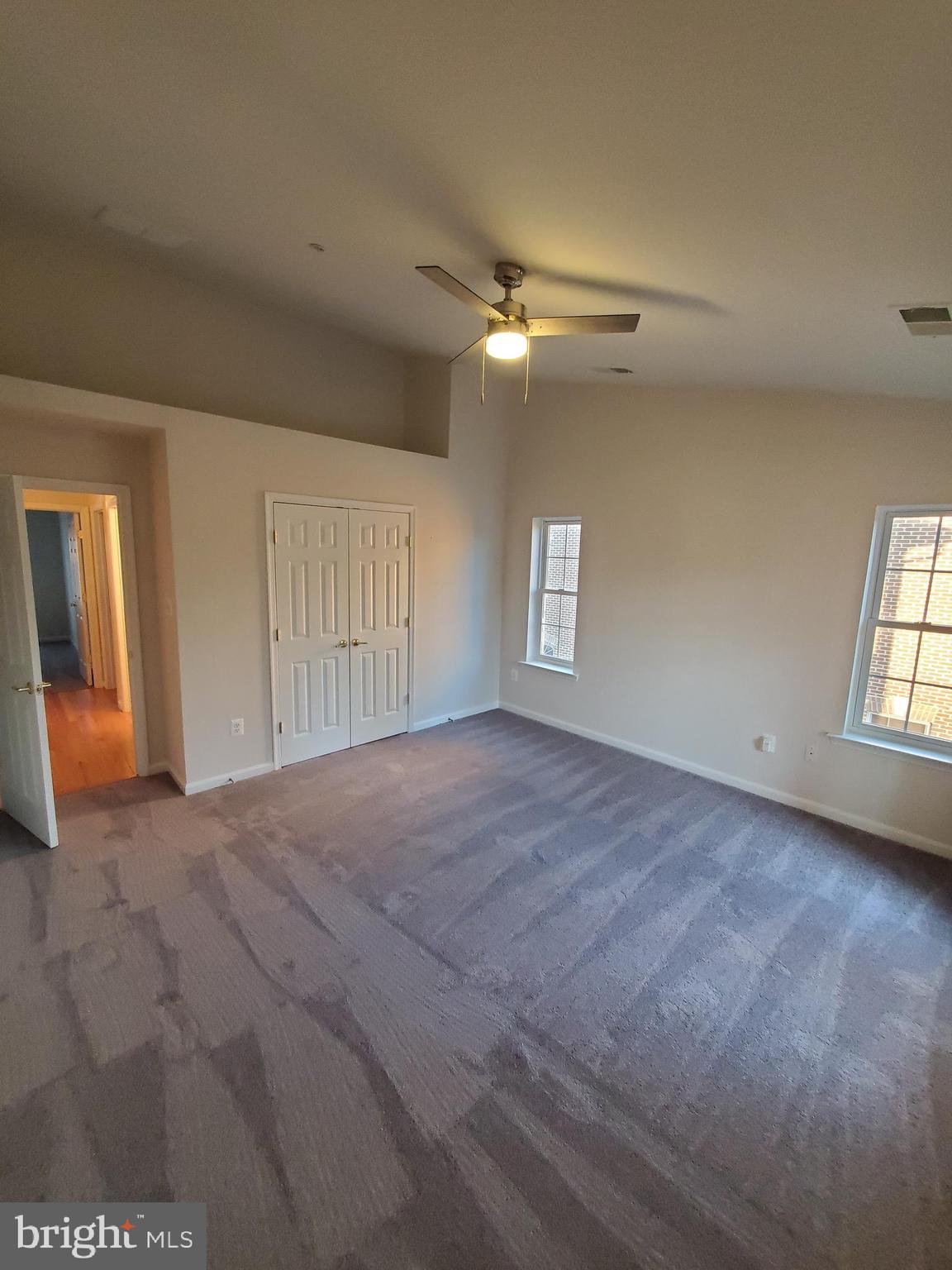 ST CHARLES SUB - SHEFFIELD - Residential Lease