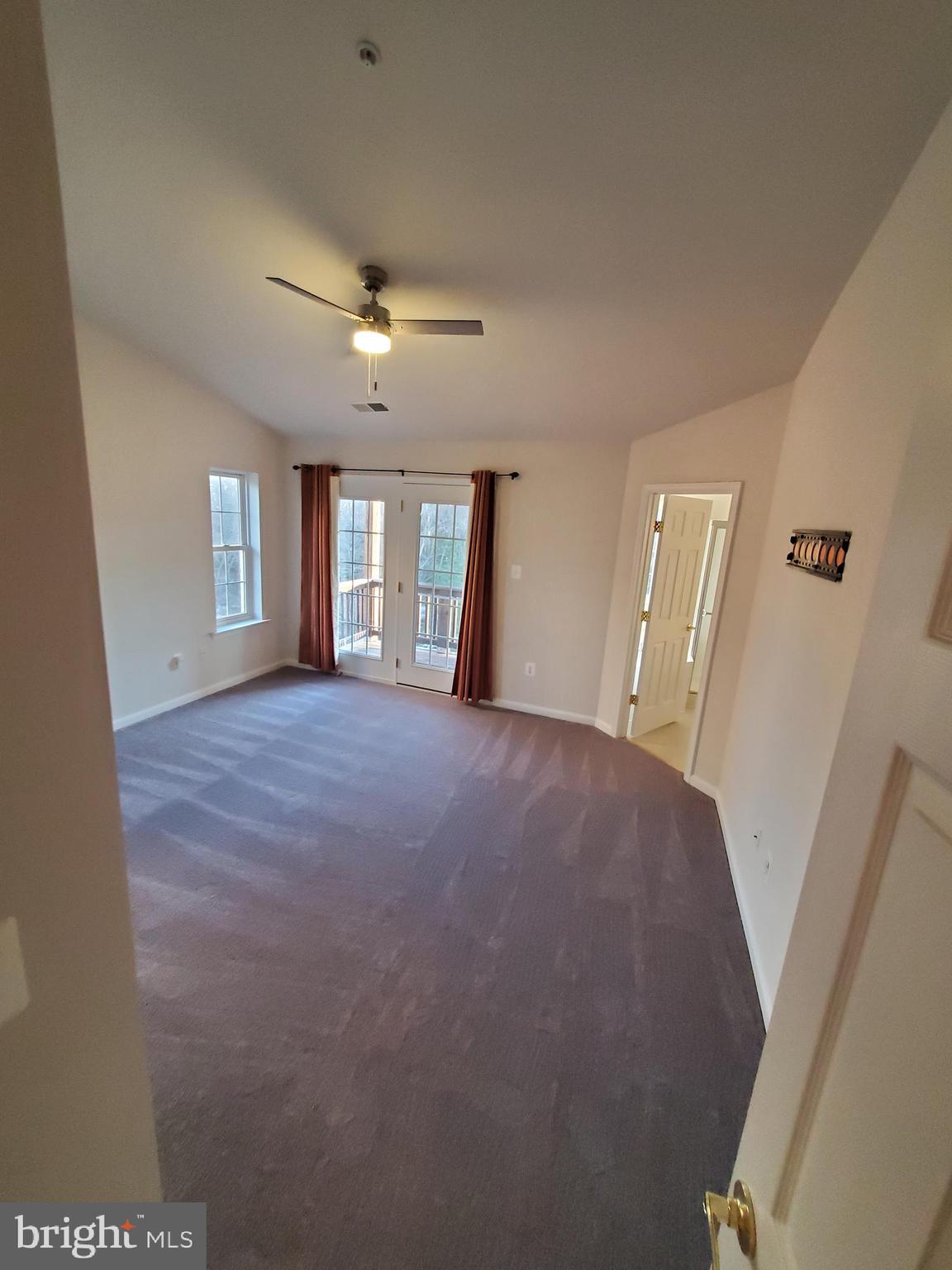 ST CHARLES SUB - SHEFFIELD - Residential Lease