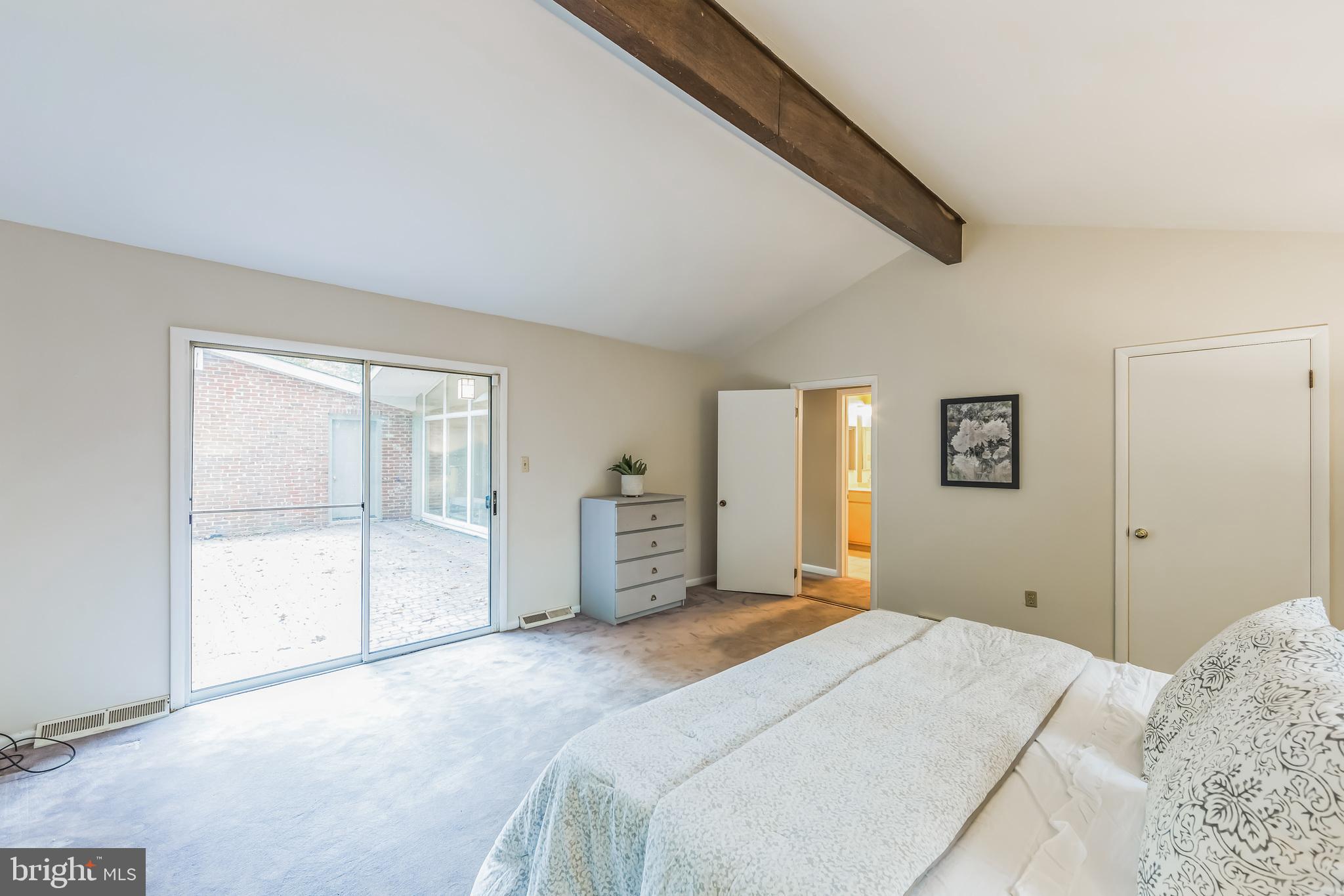 WHITFORD HILLS - Residential