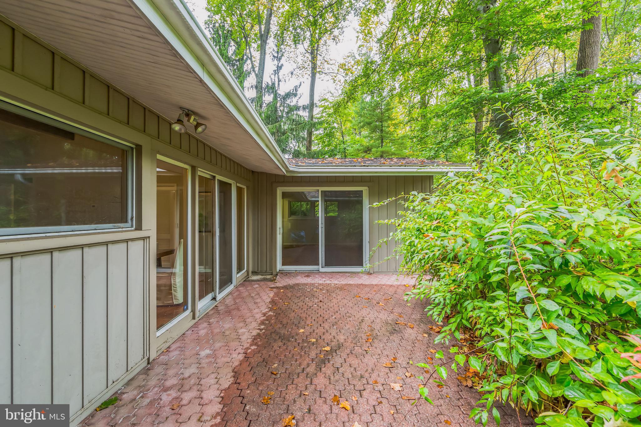 WHITFORD HILLS - Residential