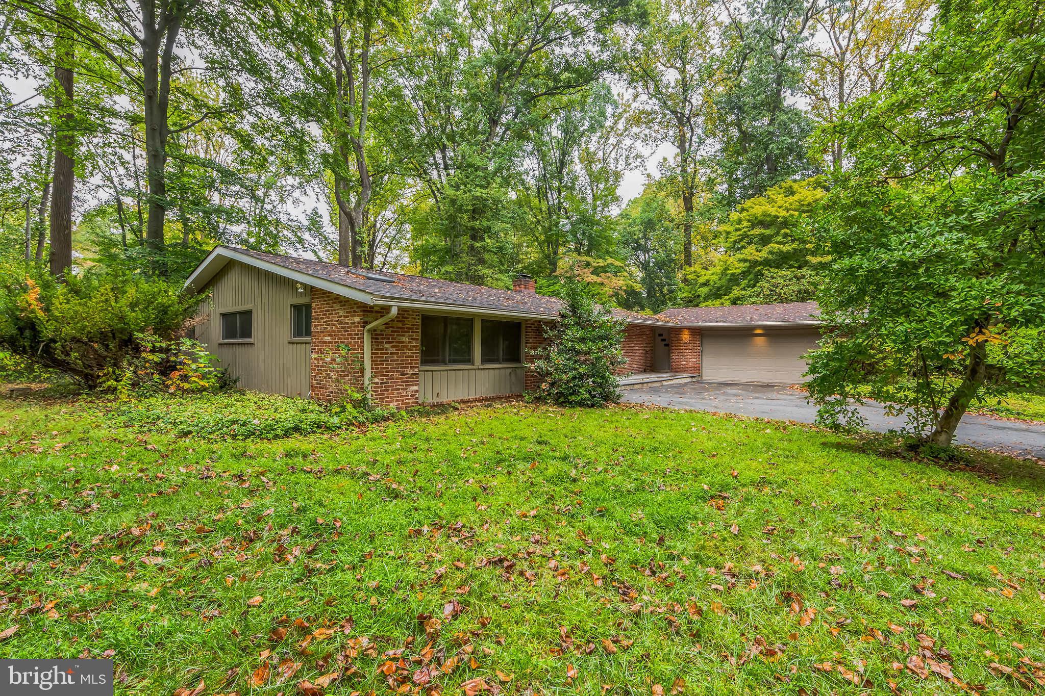 WHITFORD HILLS - Residential